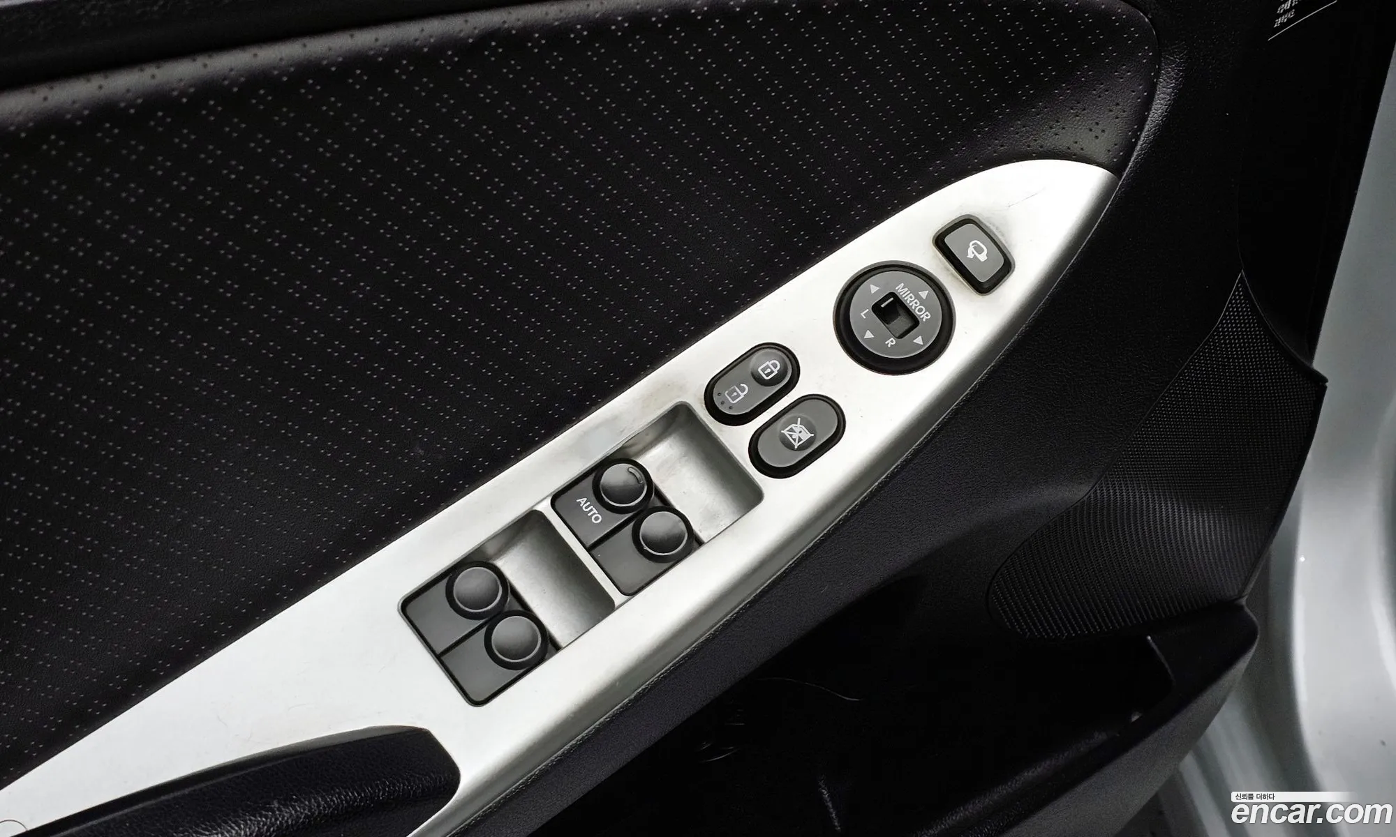 Hyundai Accent 2012 — 2