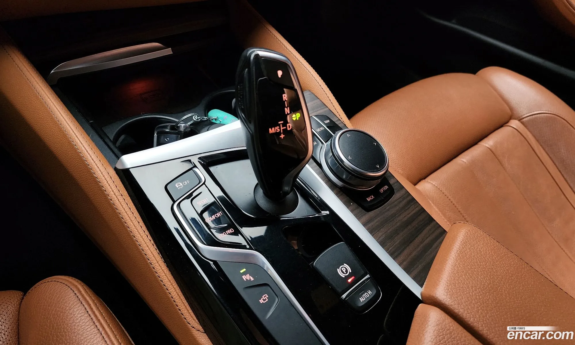 BMW 5 Series 2017 WBAJC510XHG851889 — 18