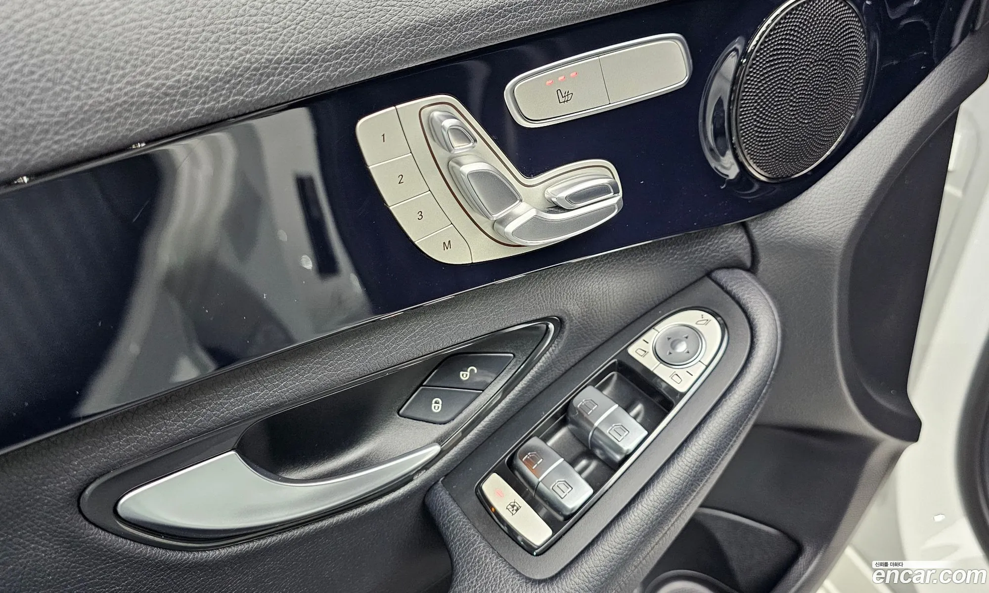 Mercedes-Benz C-Class W205 2019 — 15