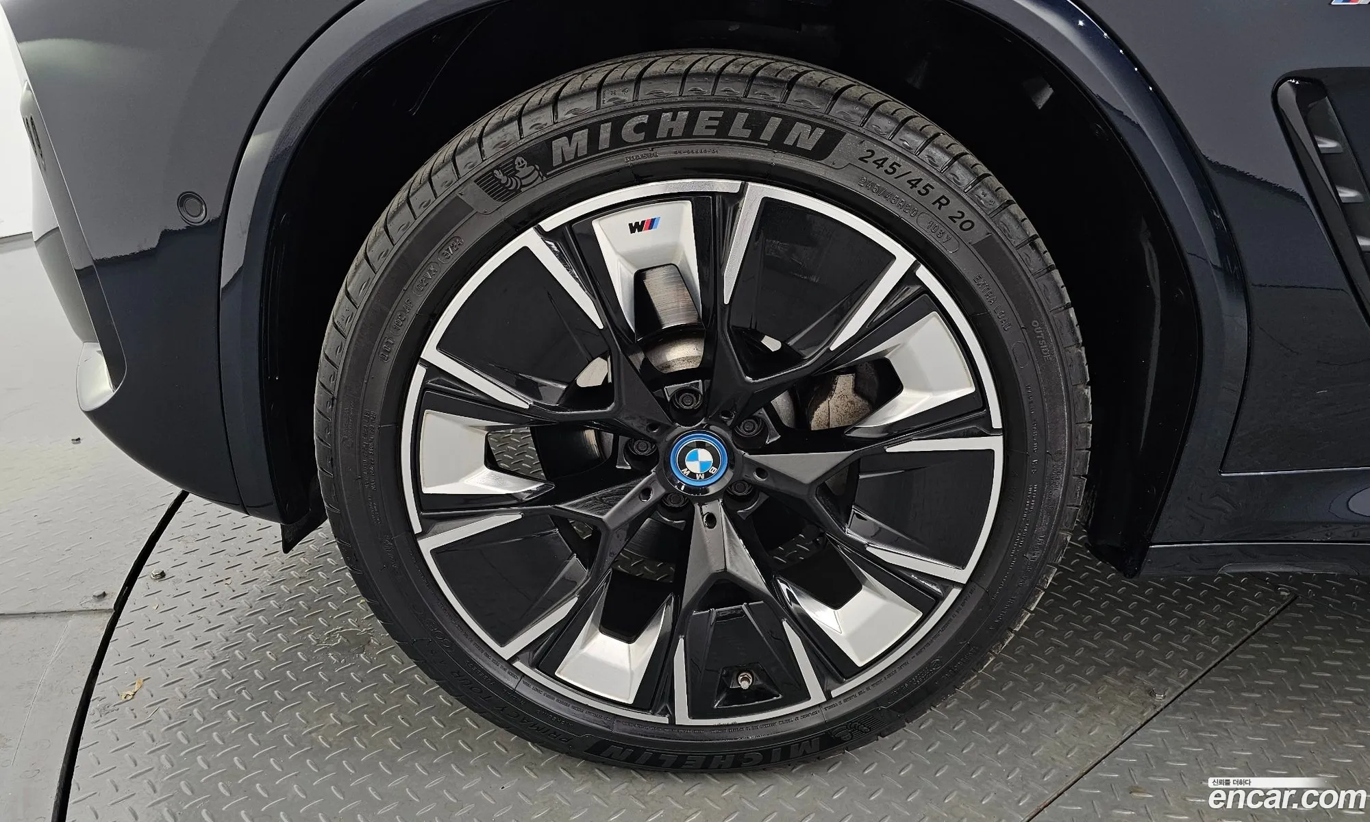 BMW iX3 2022 — 4