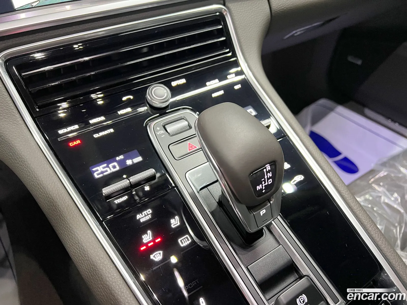Porsche Panamera 2017 — 11