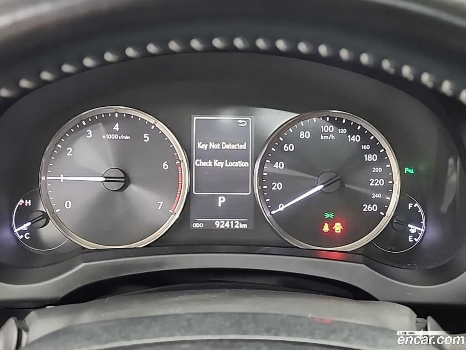 Lexus IS300 2018 — 7