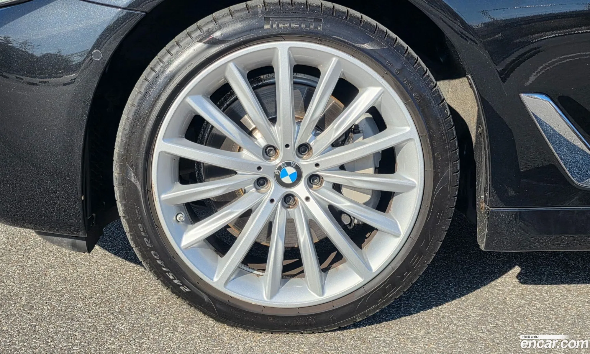 BMW 5 Series 2023 — 13