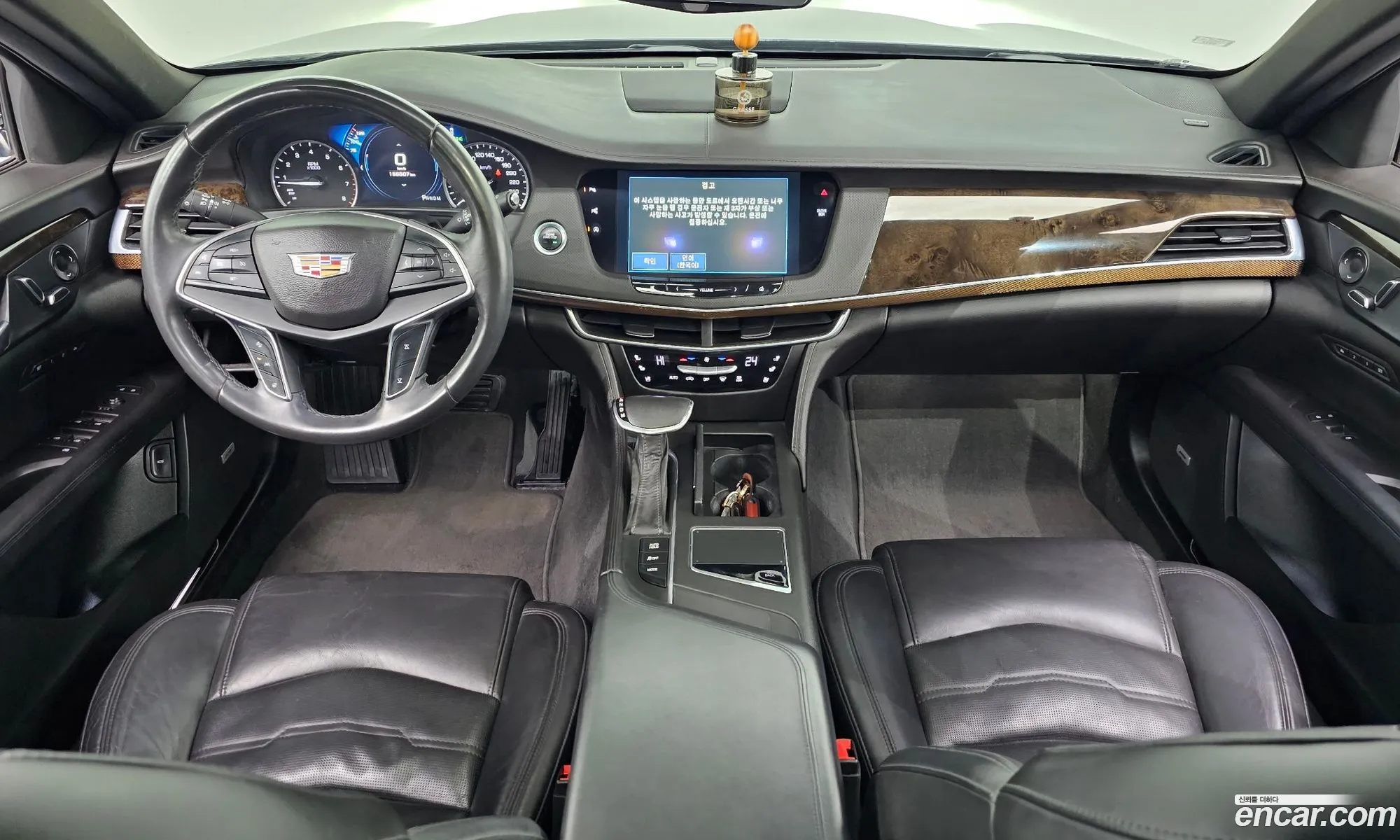 Cadillac CT6 2016 — 20
