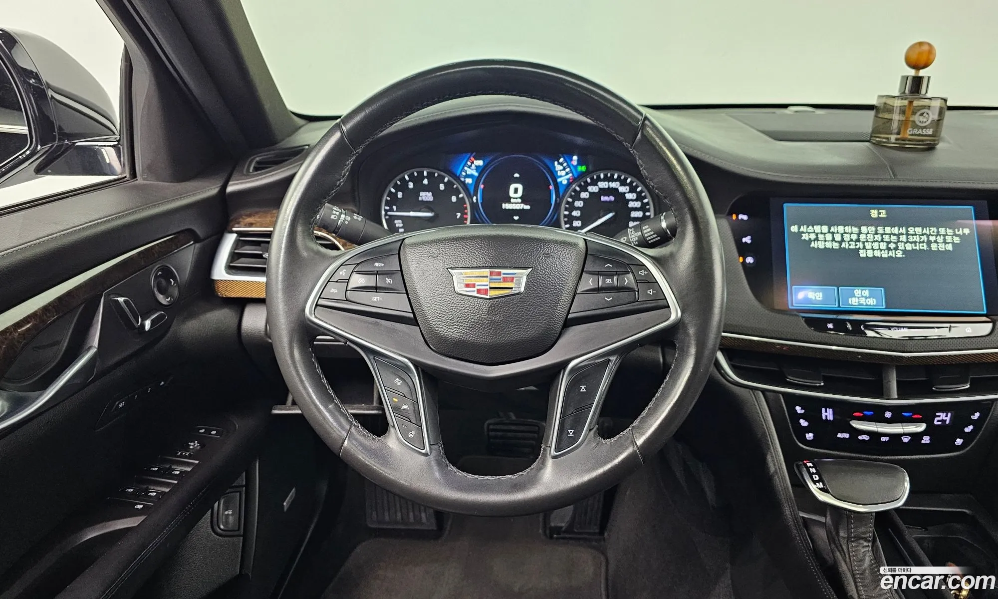 Cadillac CT6 2016 — 18