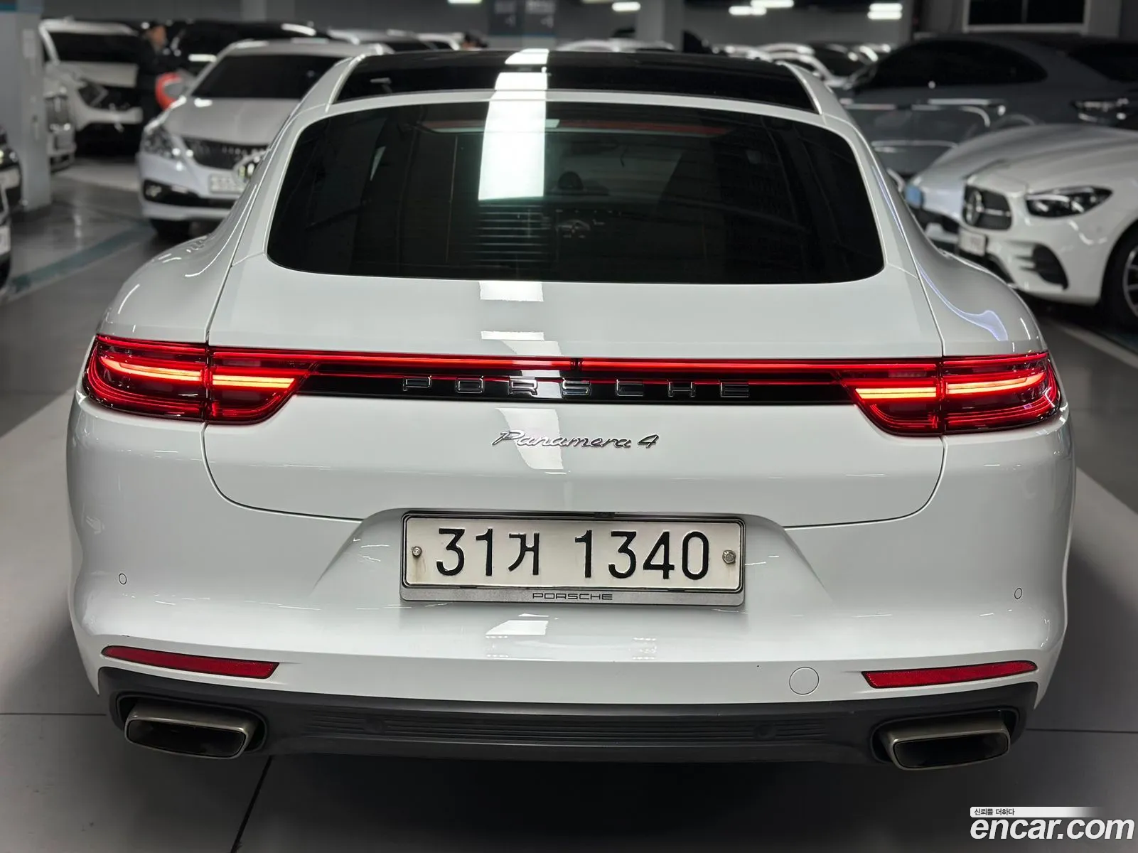 Porsche Panamera 2018 — 12