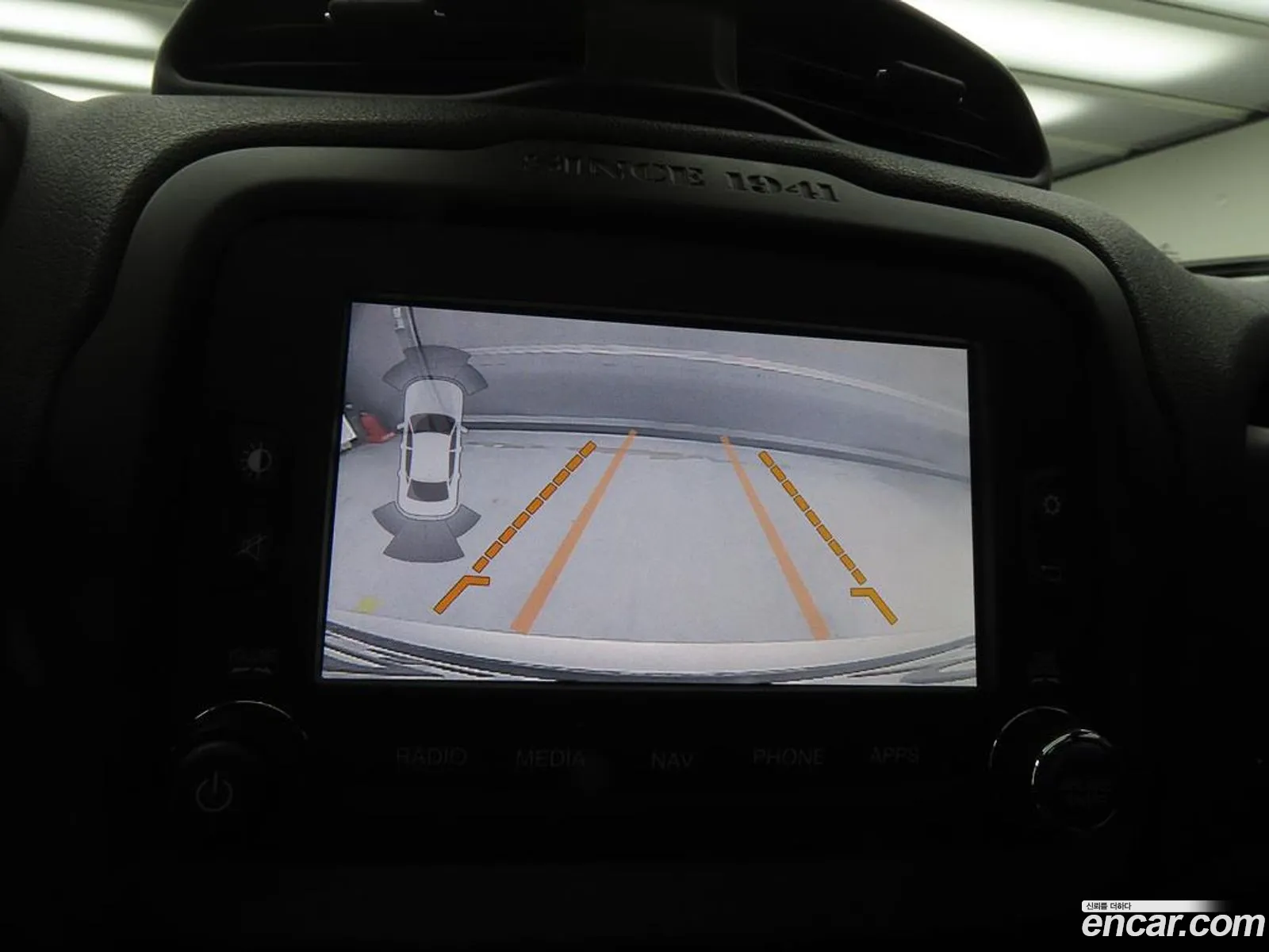 Jeep Renegade 2015 — 8
