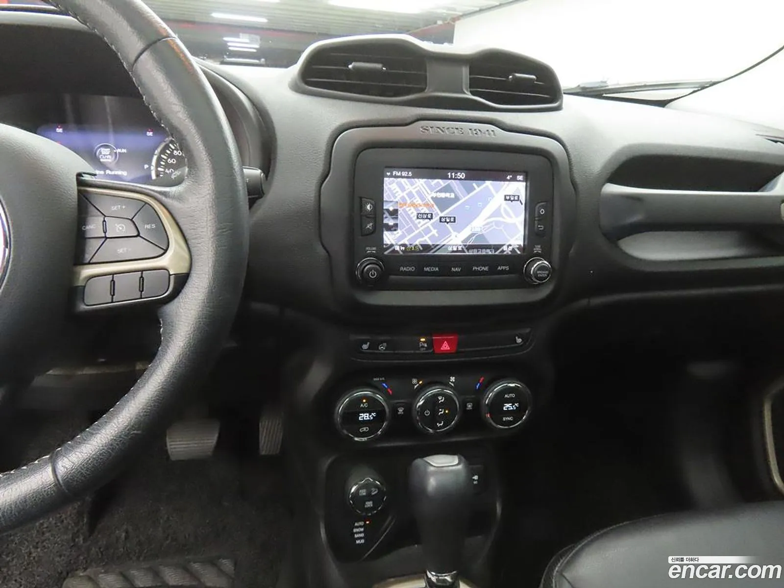 Jeep Renegade 2015 — 15