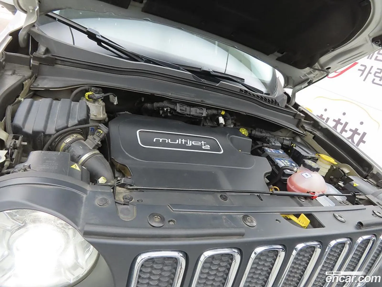 Jeep Renegade 2015 — 19