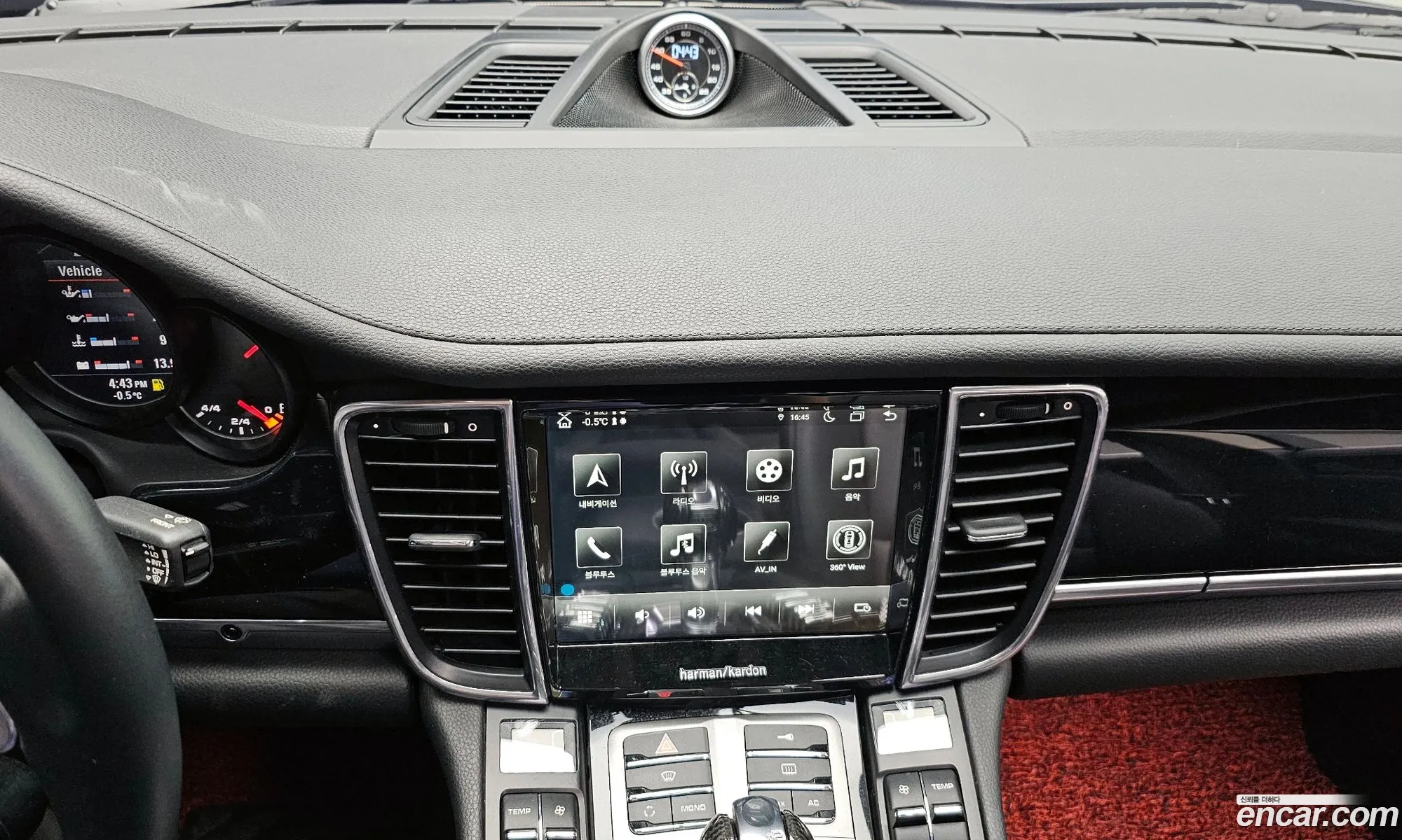 Porsche Panamera 2010 WP0AA2977BL010054 — 17