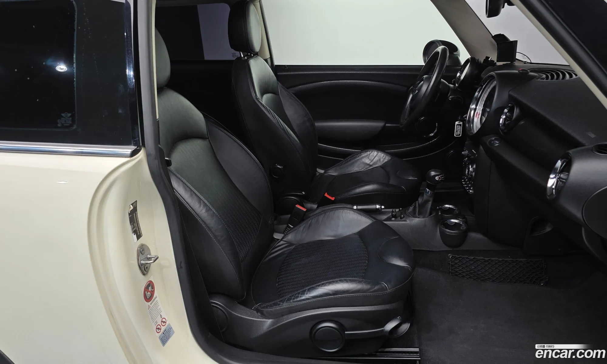 Mini Cooper S 2011 WMWSV3104CT321016 — 4