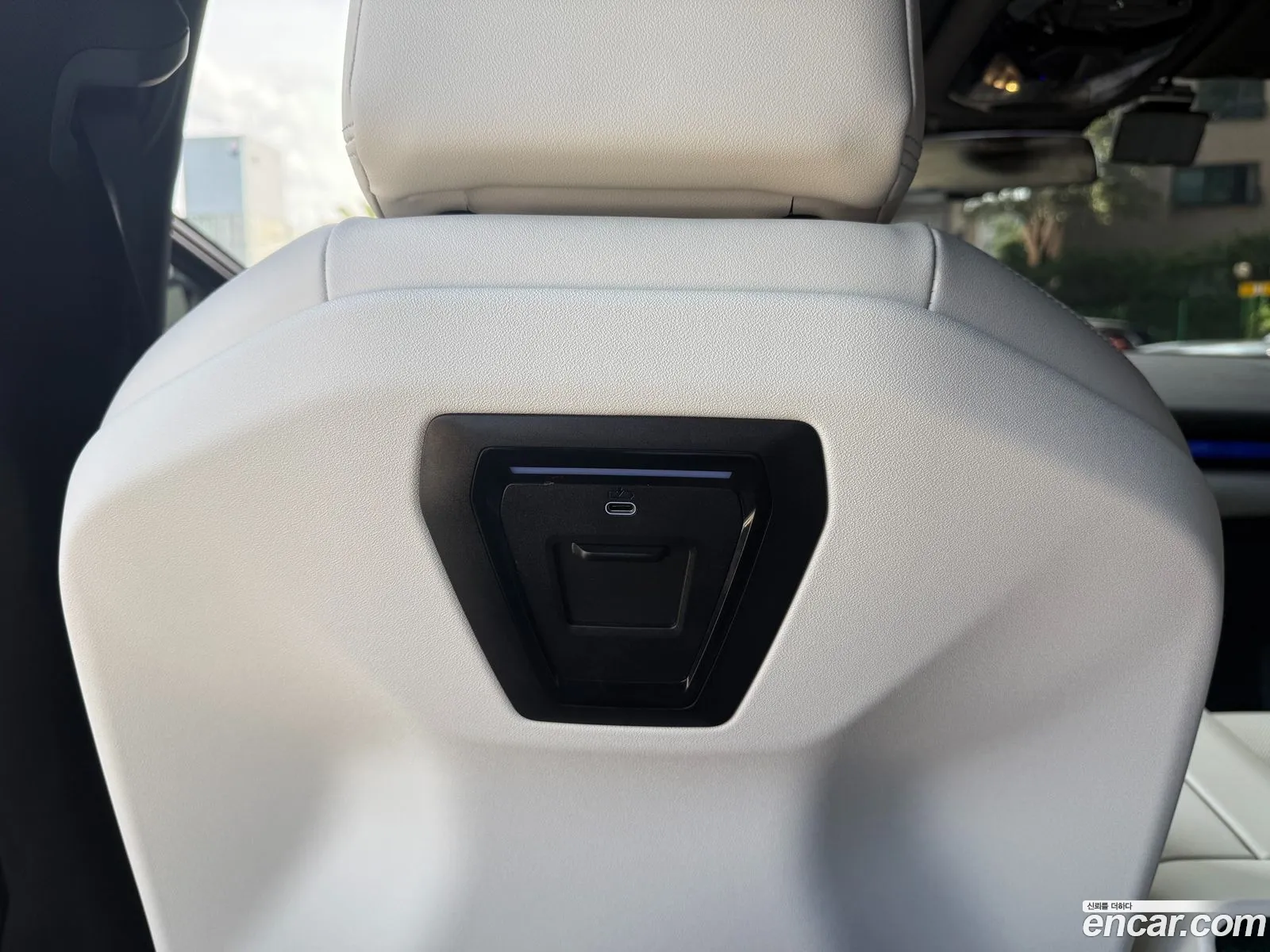 BMW 5 Series 2025 — 16