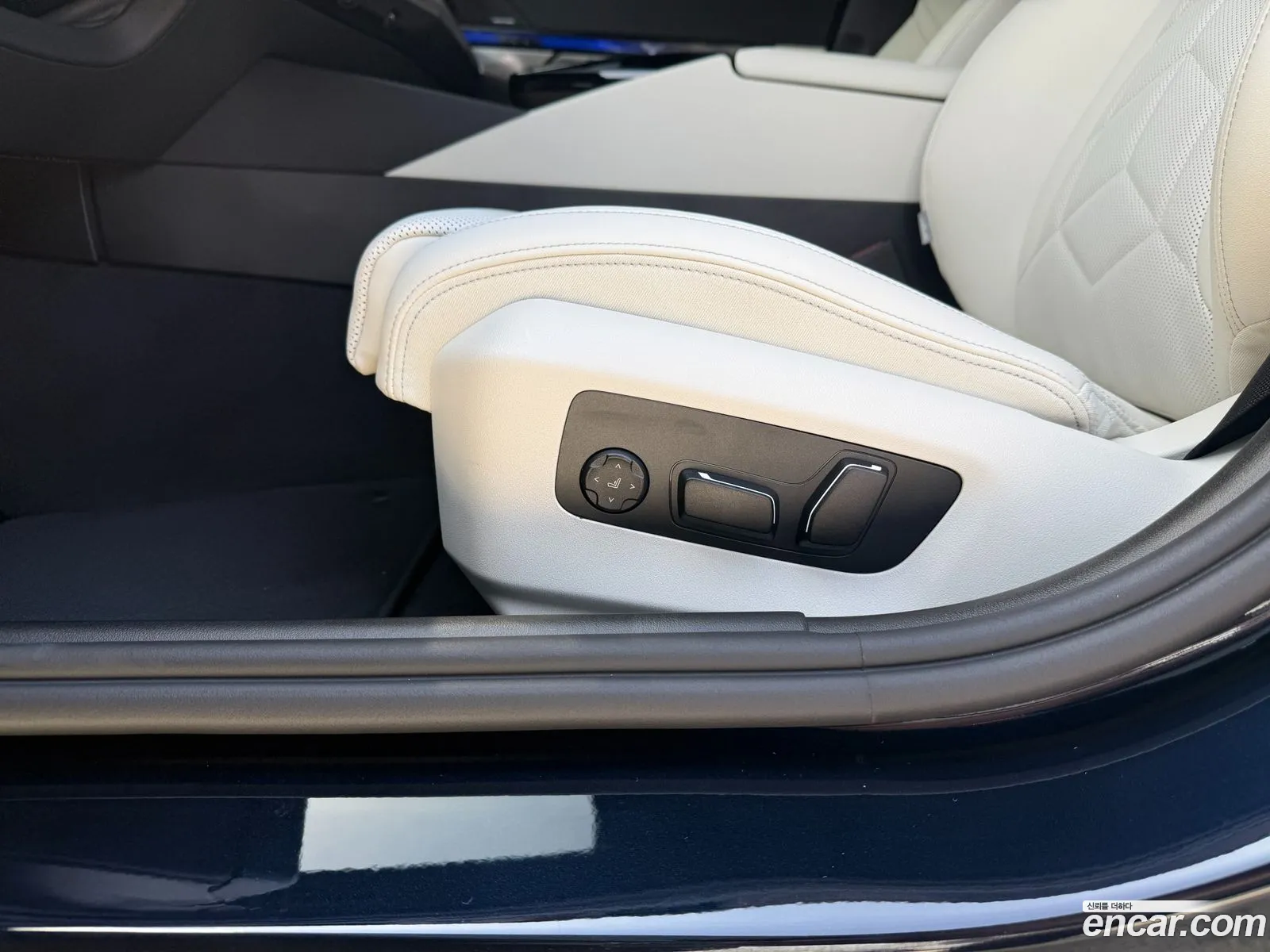 BMW 5 Series 2025 — 10