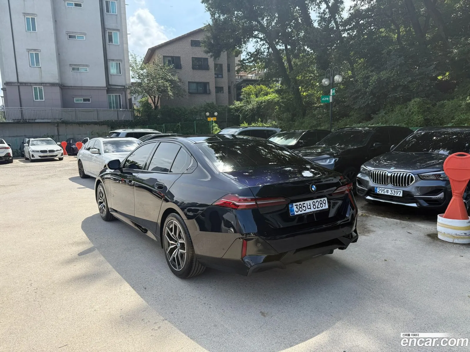 BMW 5 Series 2025 — 4