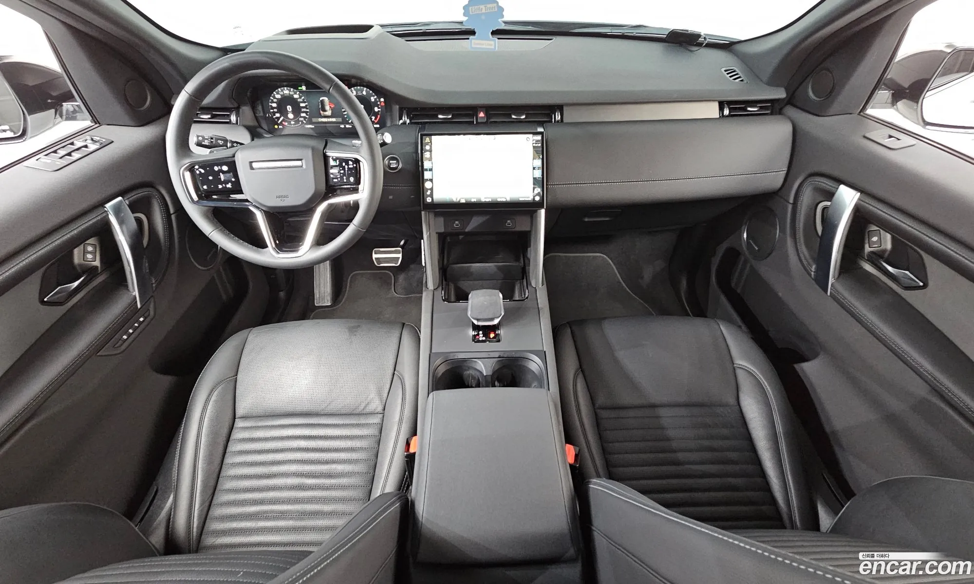Land Rover Discovery Sport 2024 — 9
