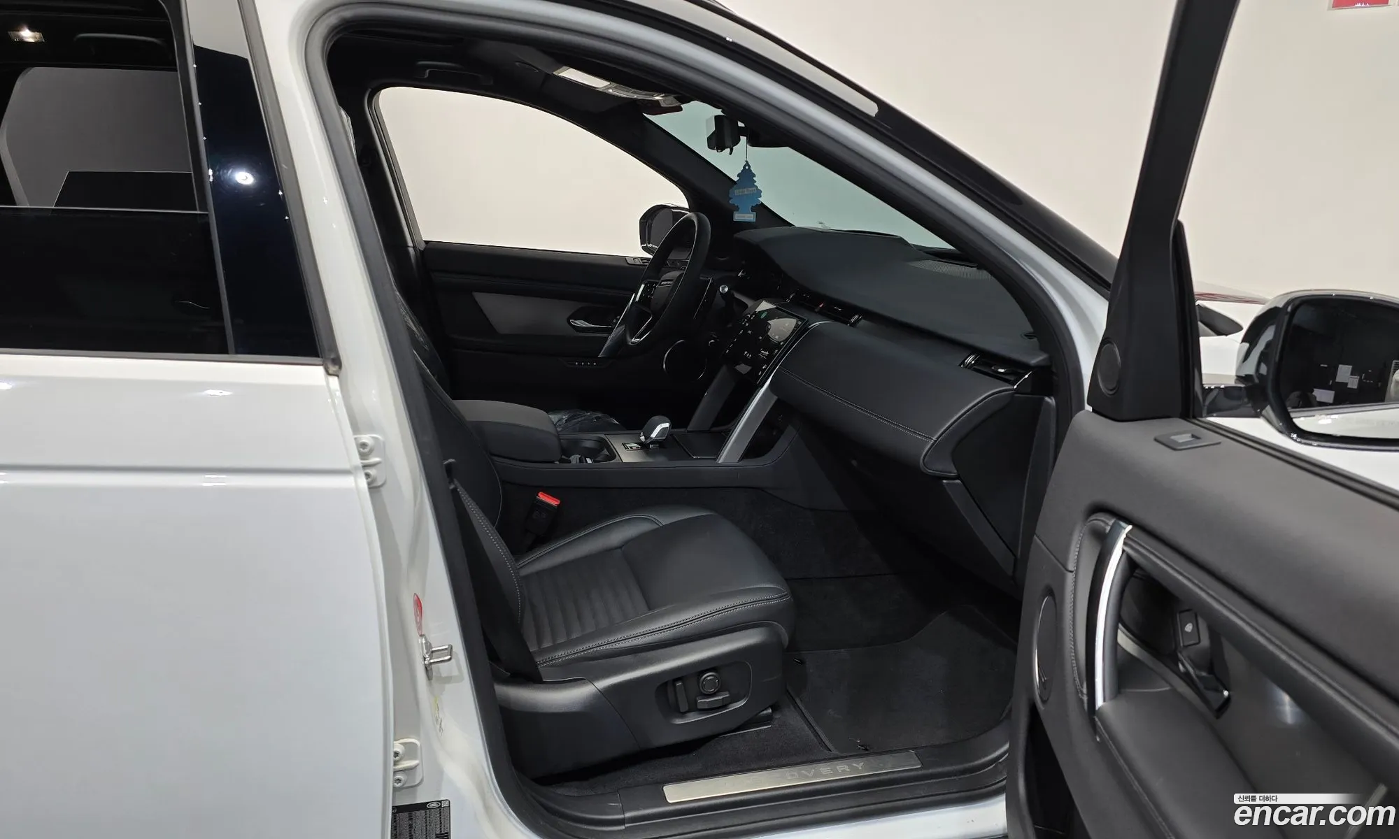 Land Rover Discovery Sport 2024 — 16