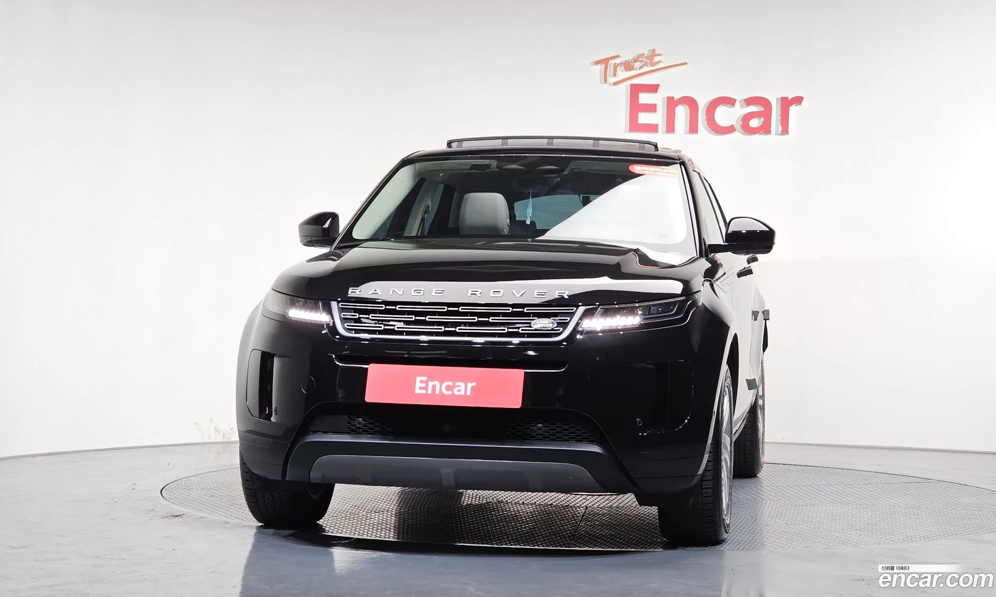 Land Rover Range Rover Evoque 2025 — 10