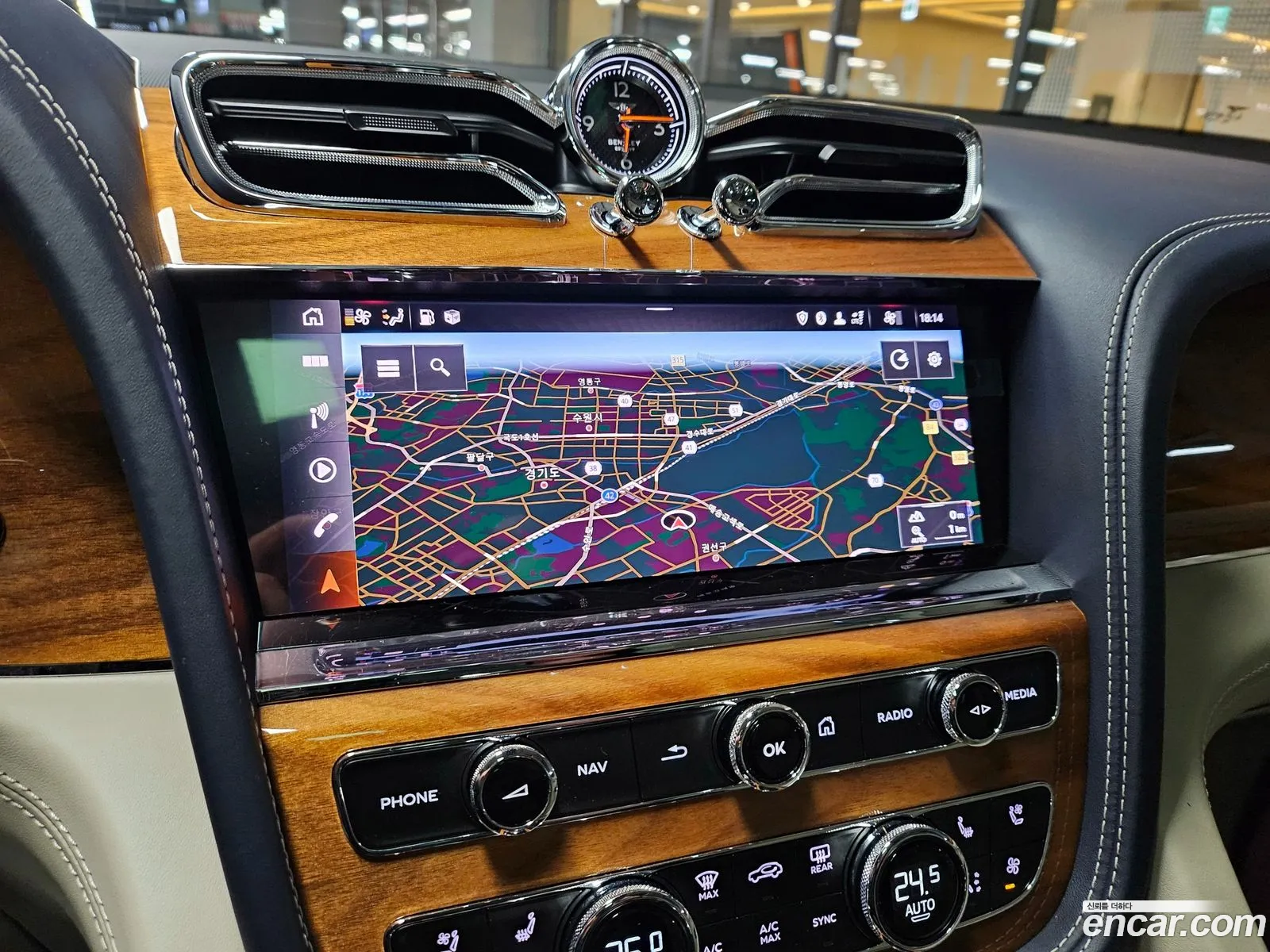 Bentley Bentayga 2021 — 6