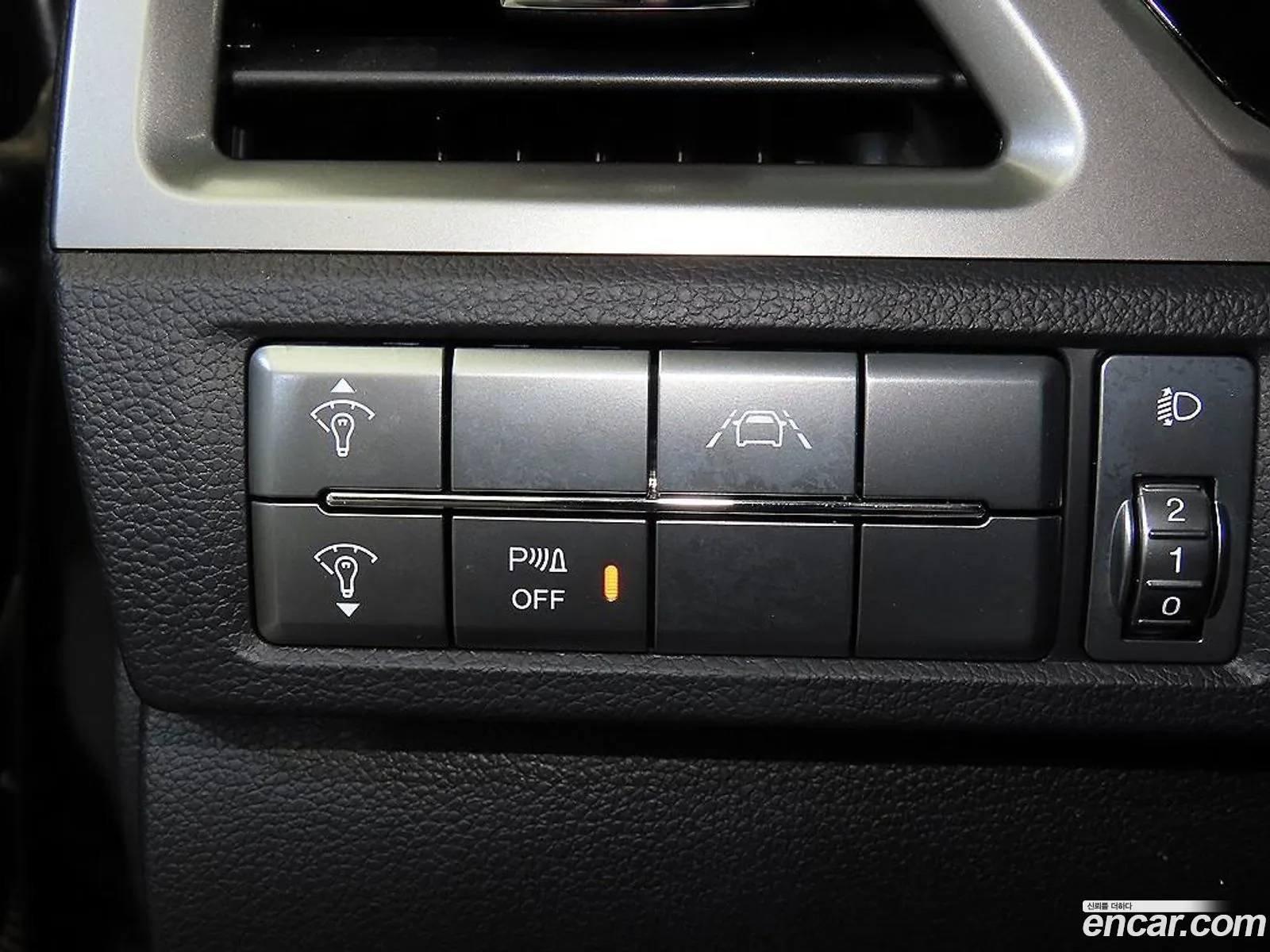 KG Mobility (SsangYong) Beautiful Korando 2024 — 7