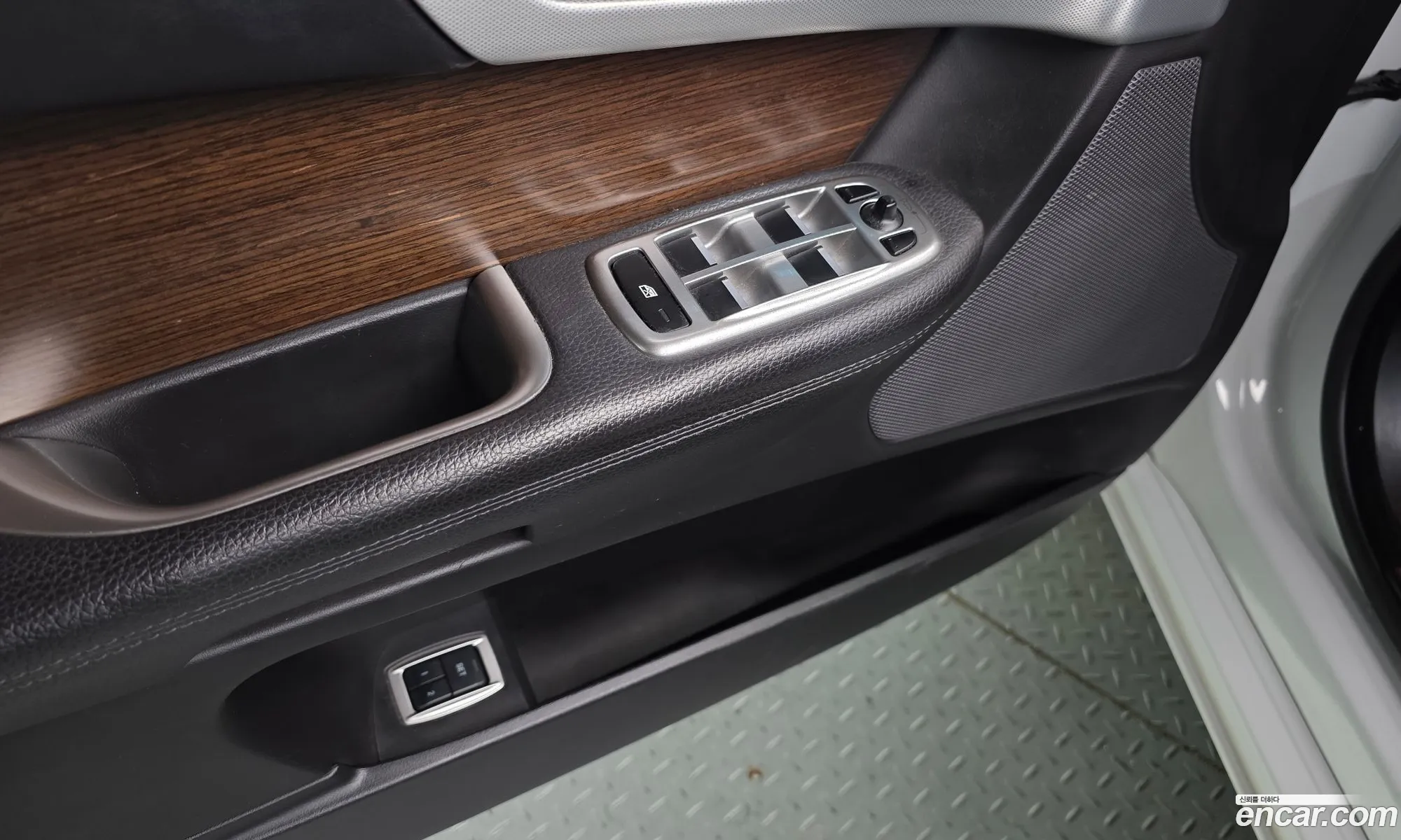 Jaguar XF 2015 SAJAA05J5FDU67694 — 9