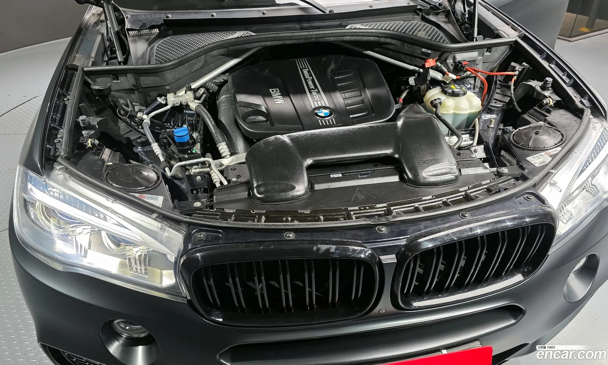 BMW X5 2018 — 8