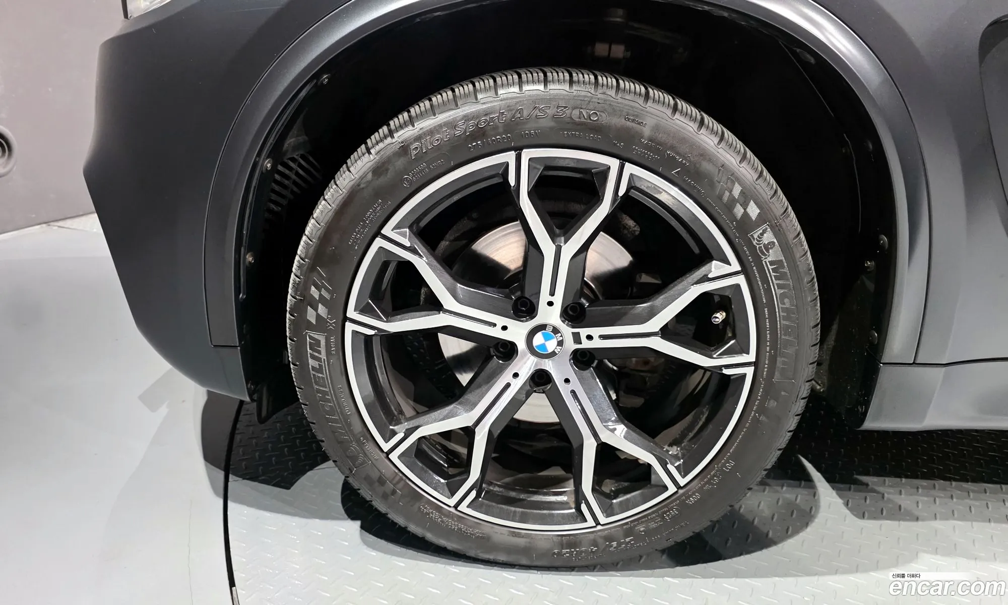 BMW X5 2018 — 6