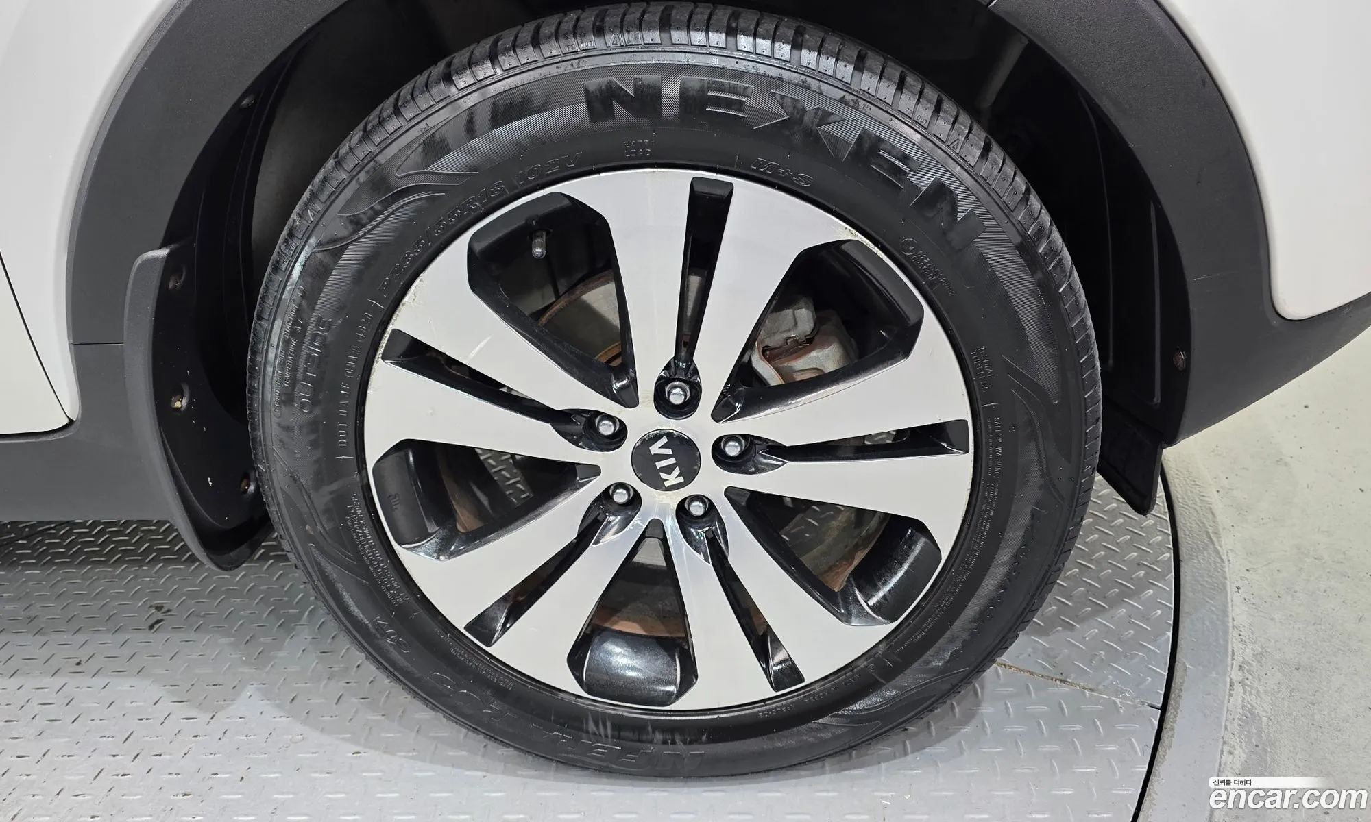 Kia Sportage R 2011 — 19