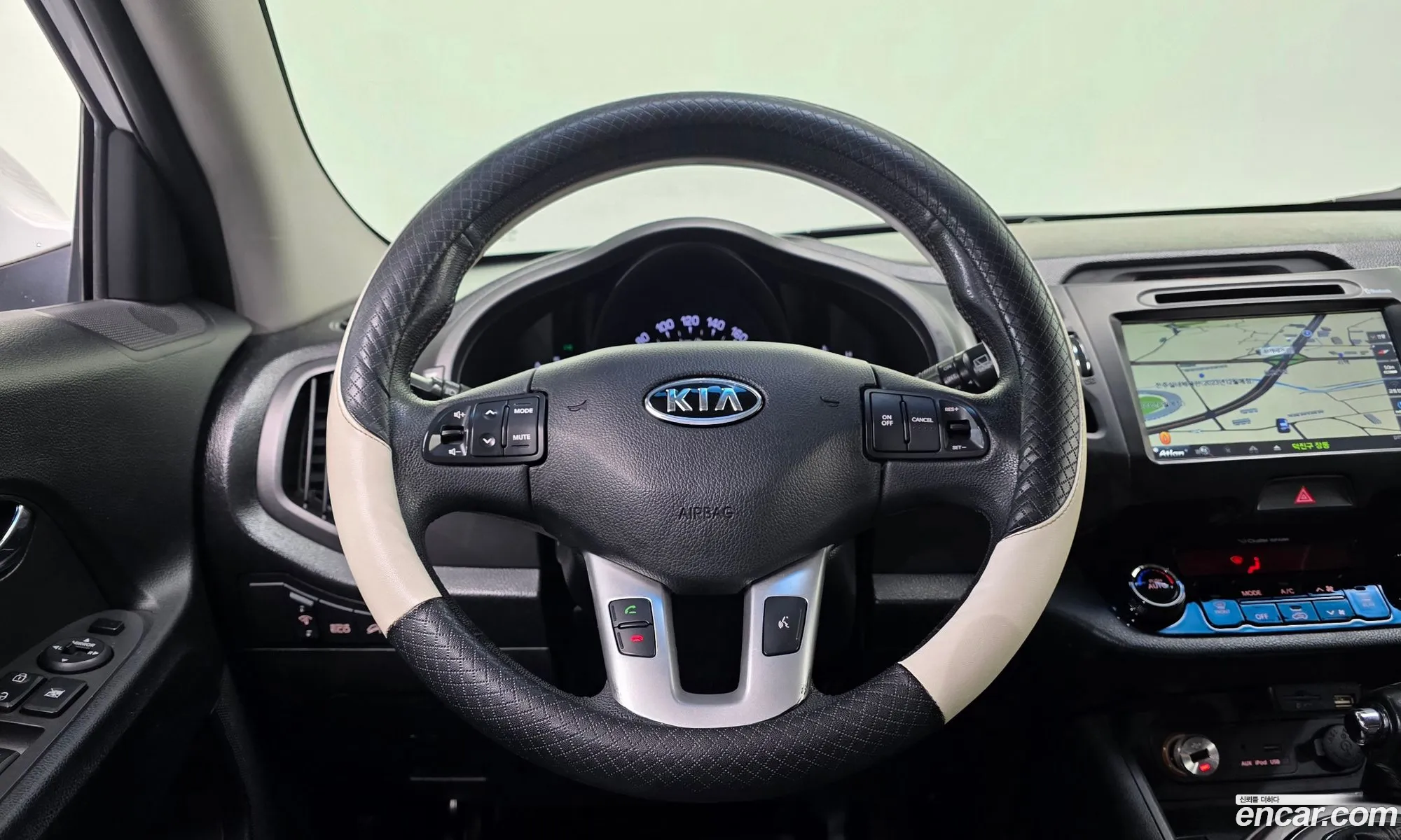 Kia Sportage R 2011 — 3