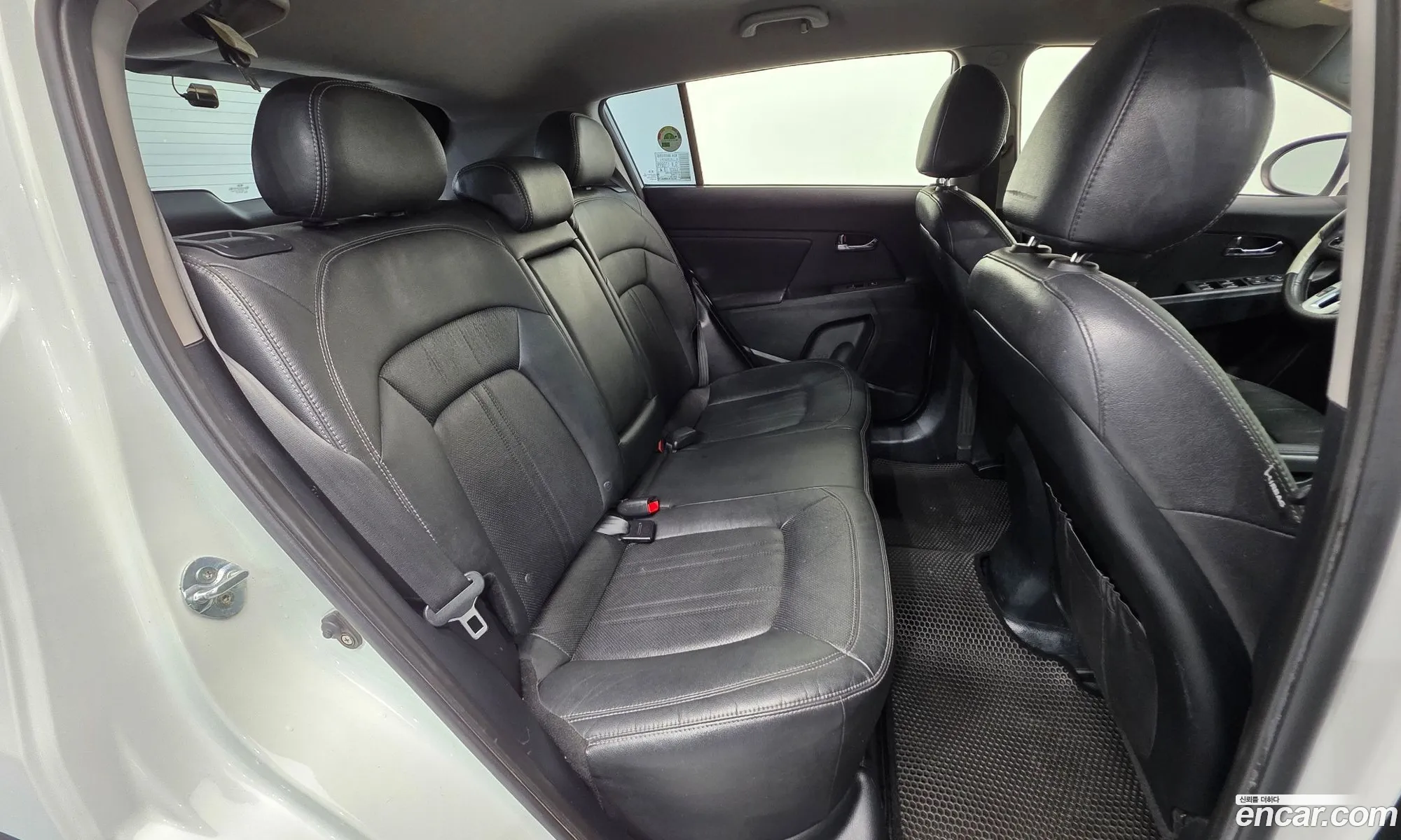 Kia Sportage R 2011 — 17