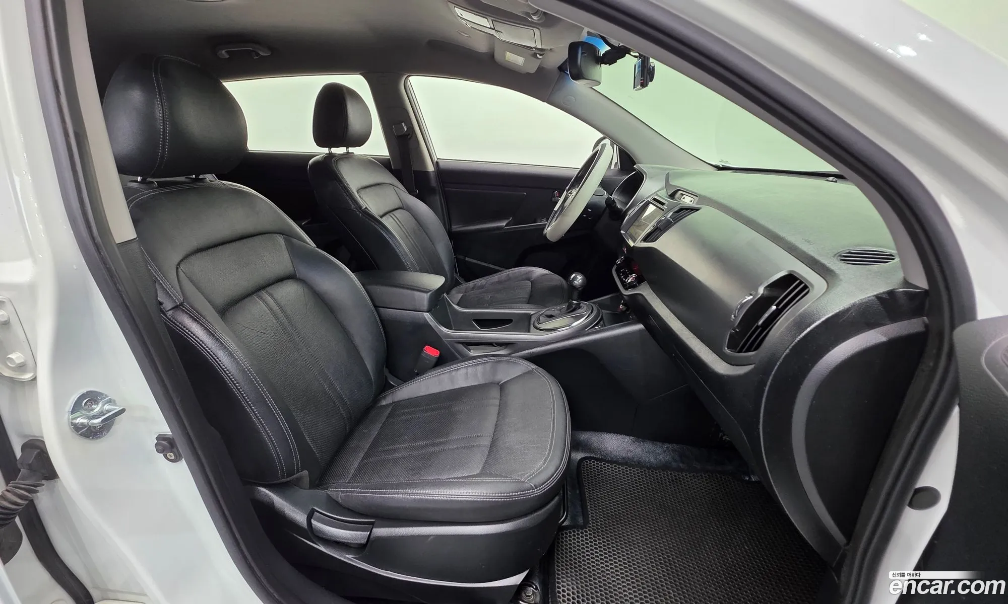 Kia Sportage R 2011 — 18