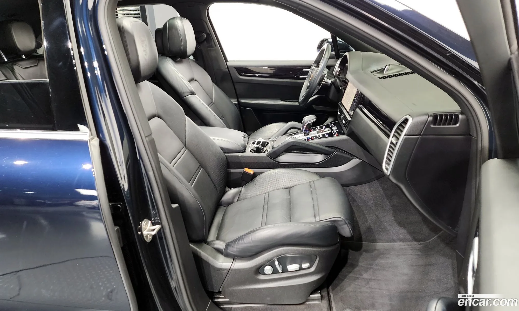 Porsche Cayenne 2021 — 4