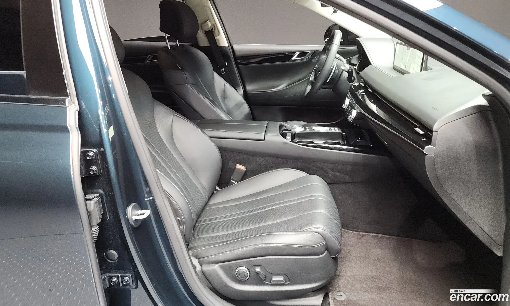 Genesis G80 2022 — 17
