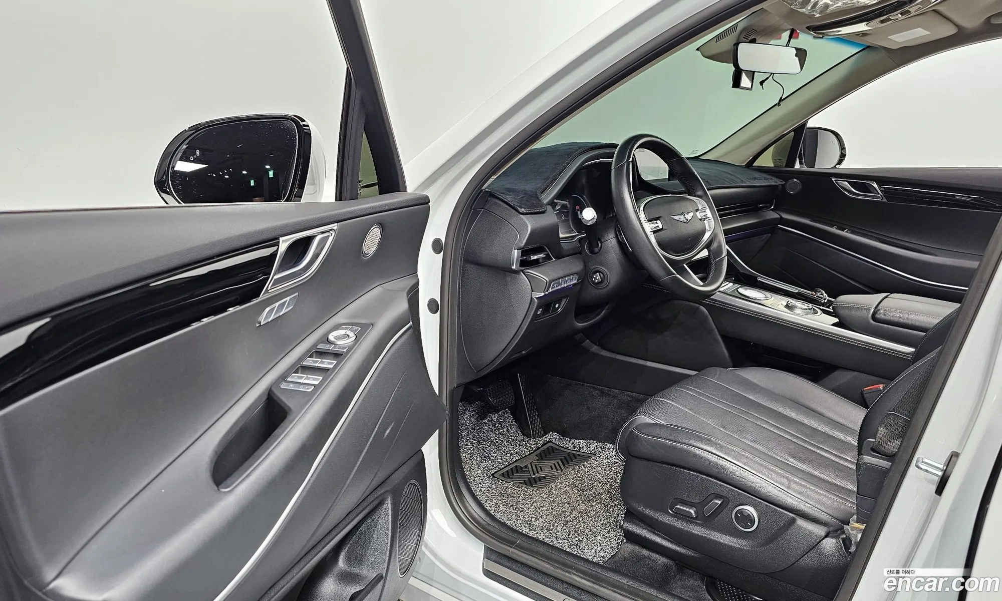 Genesis GV80 2020 — 16
