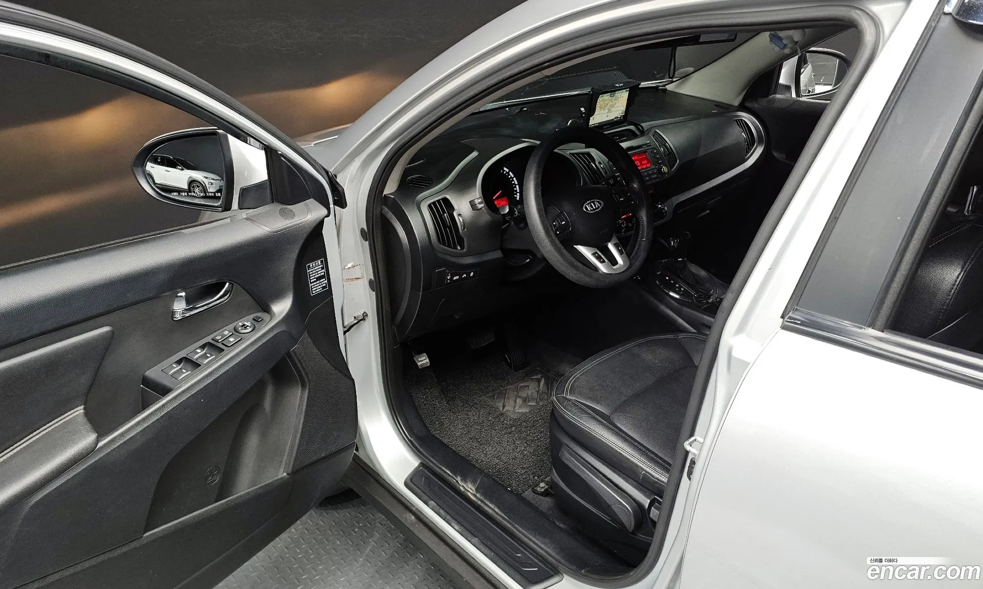 Kia Sportage R 2011 — 19