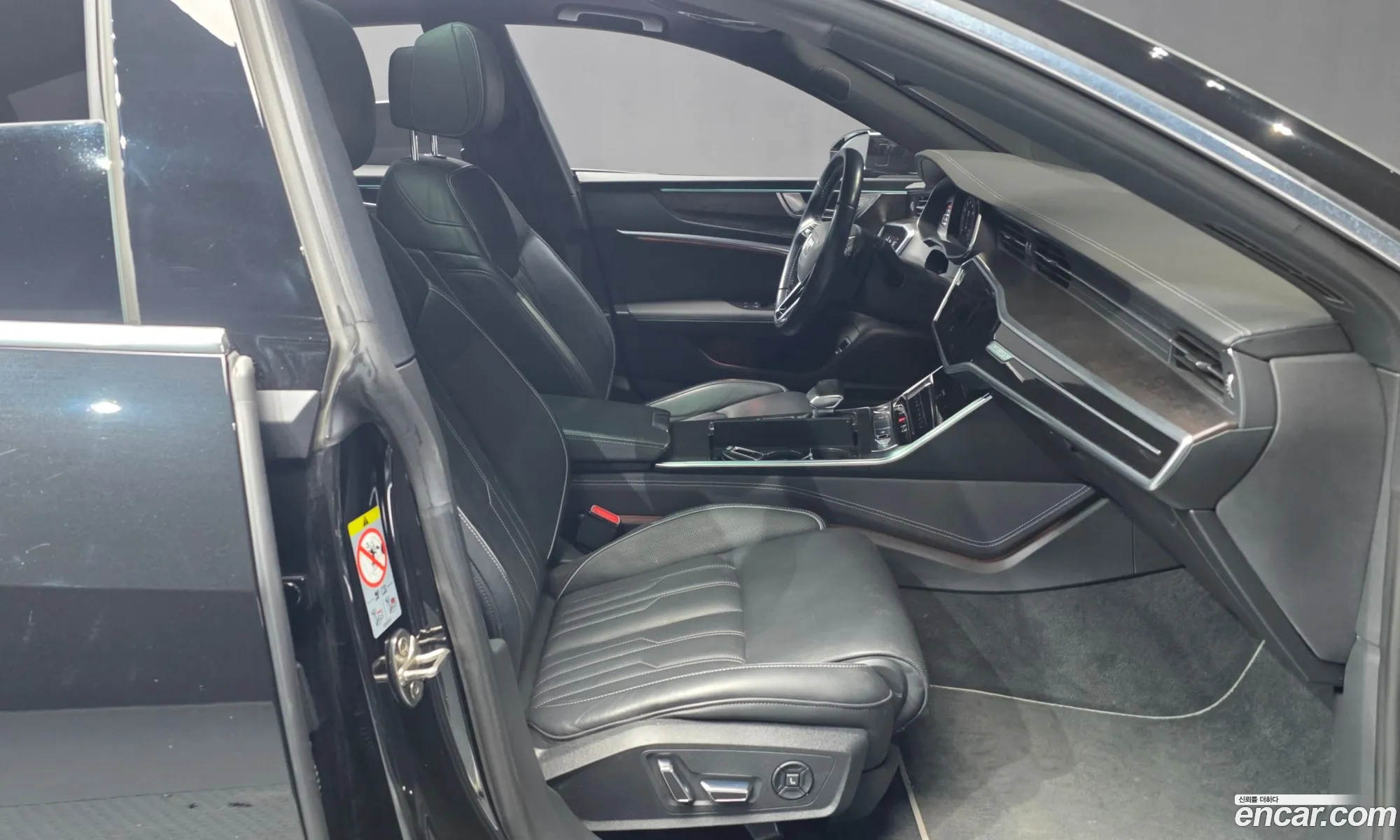 Audi A7 2020 WAUZZZF27LN077253 — 3