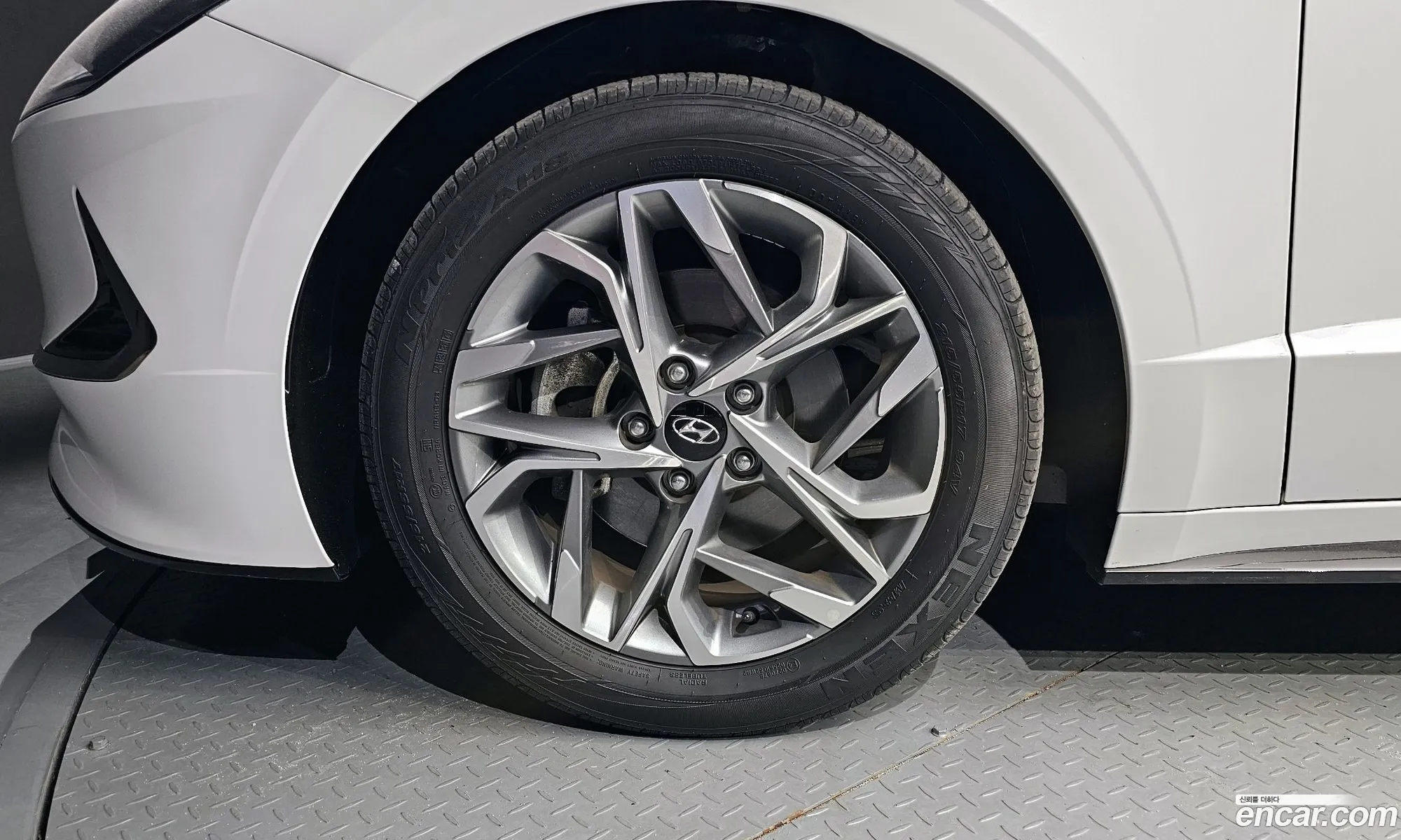 Hyundai Sonata 2019 KMHL141EBLA034394 — 20