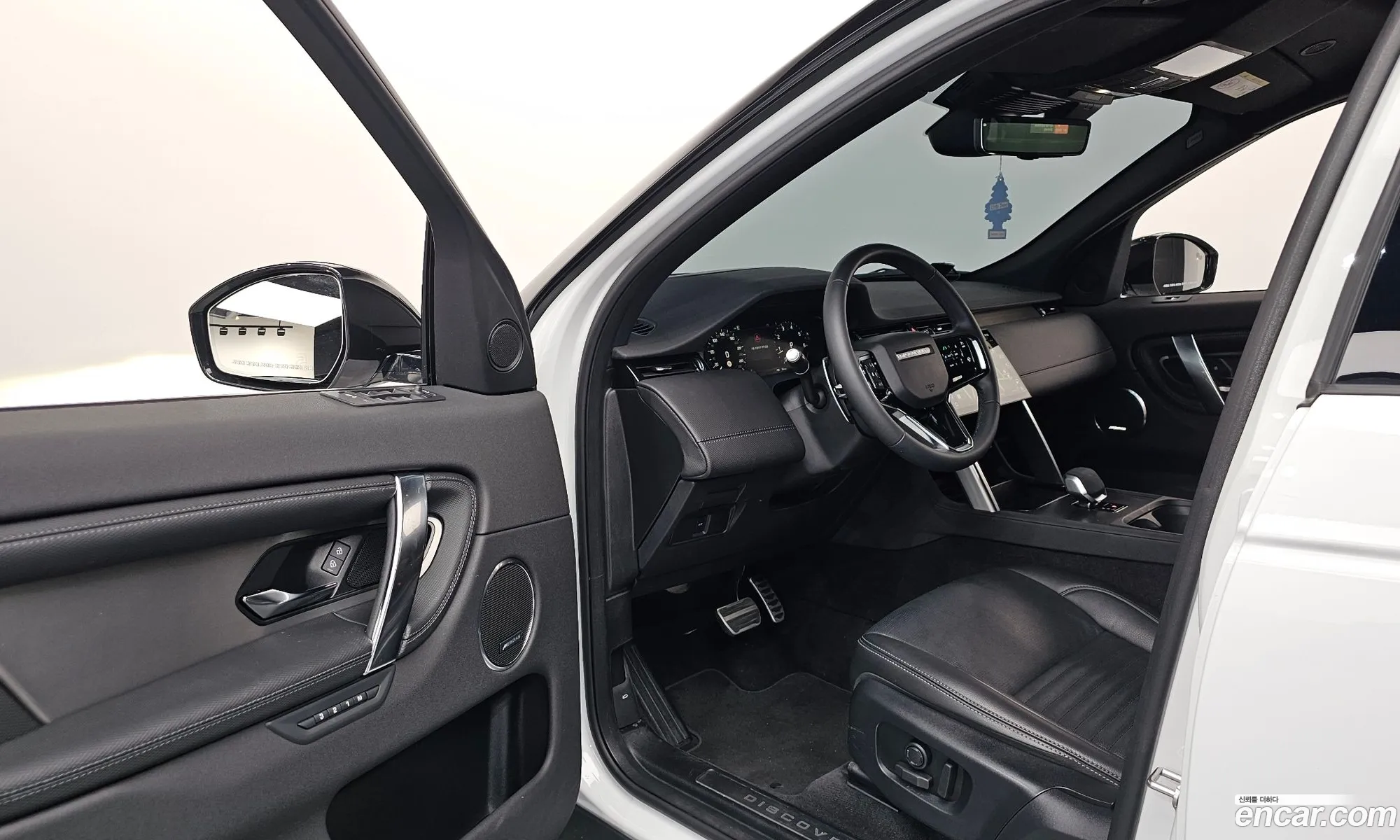 Land Rover Discovery Sport 2024 — 13