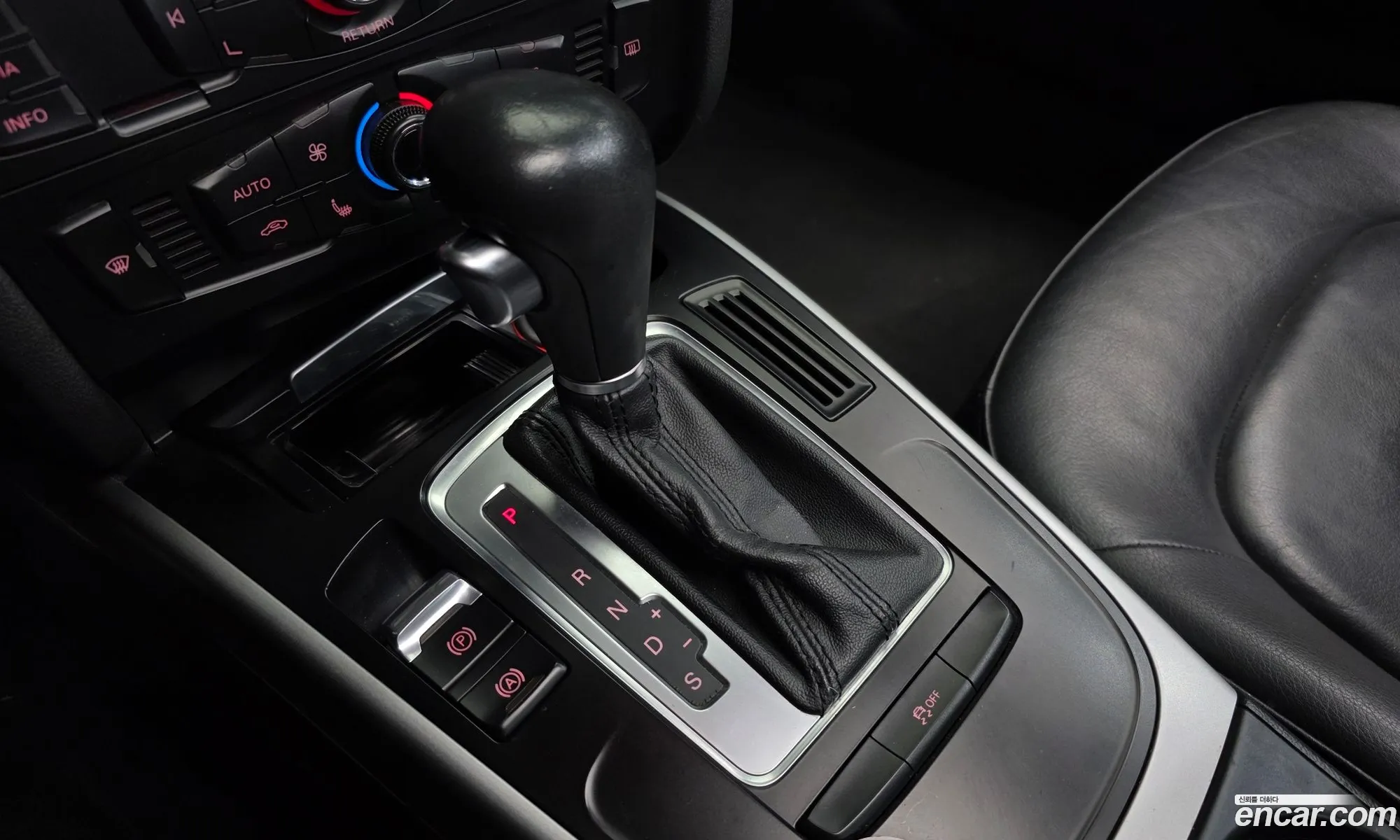 Audi A4 2011 WAUZZZ8KXBN023294 — 11
