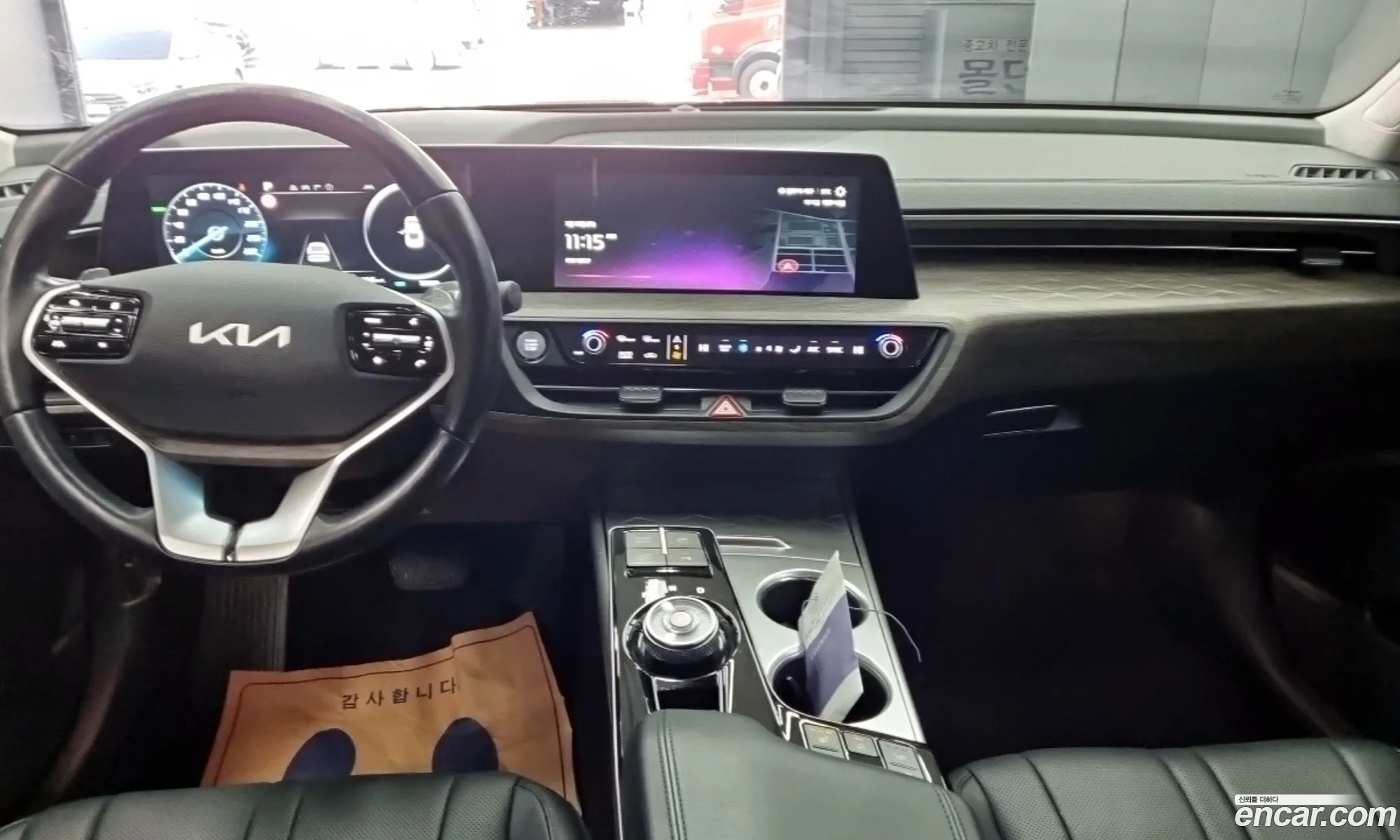 Kia K8 Hybrid 2022 — 15