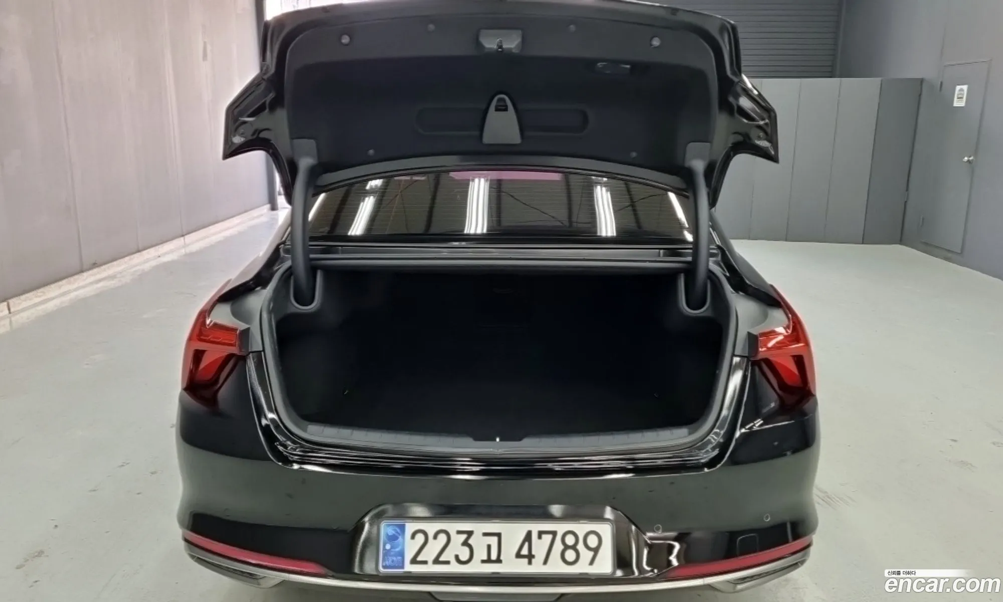 Kia K8 Hybrid 2022 — 18