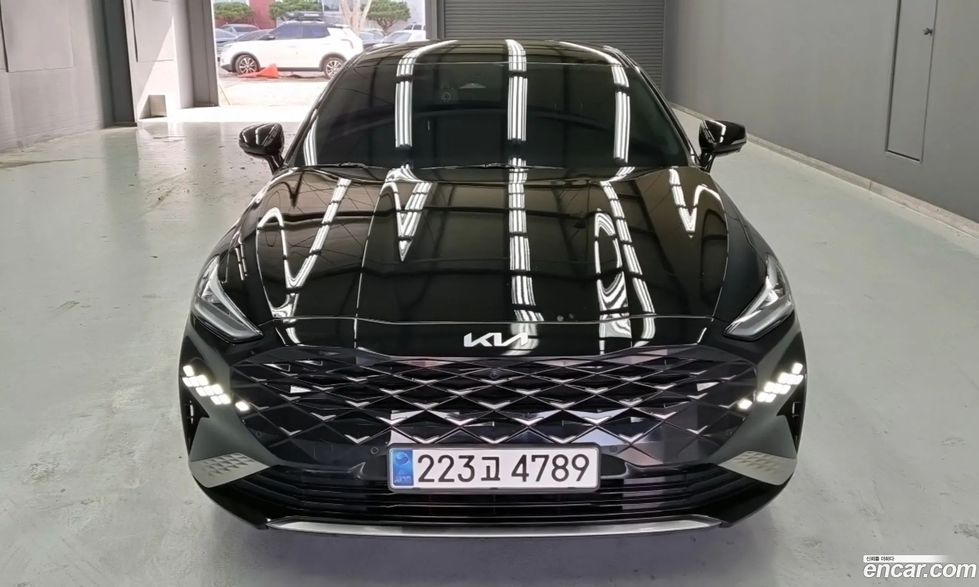 Kia K8 Hybrid 2022 — 2