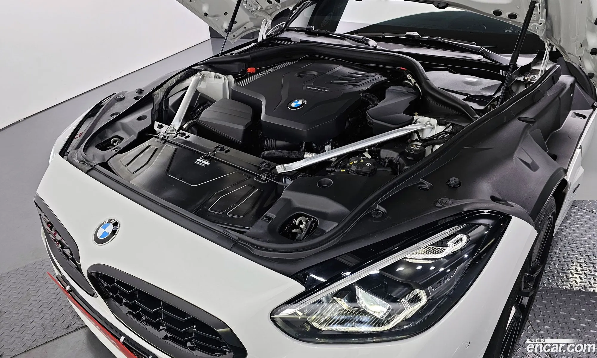 BMW Z4 2024 — 10