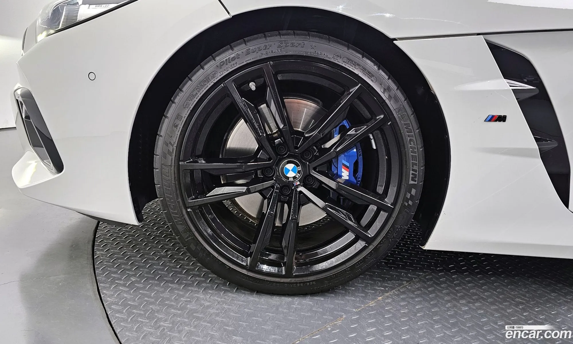 BMW Z4 2024 — 15