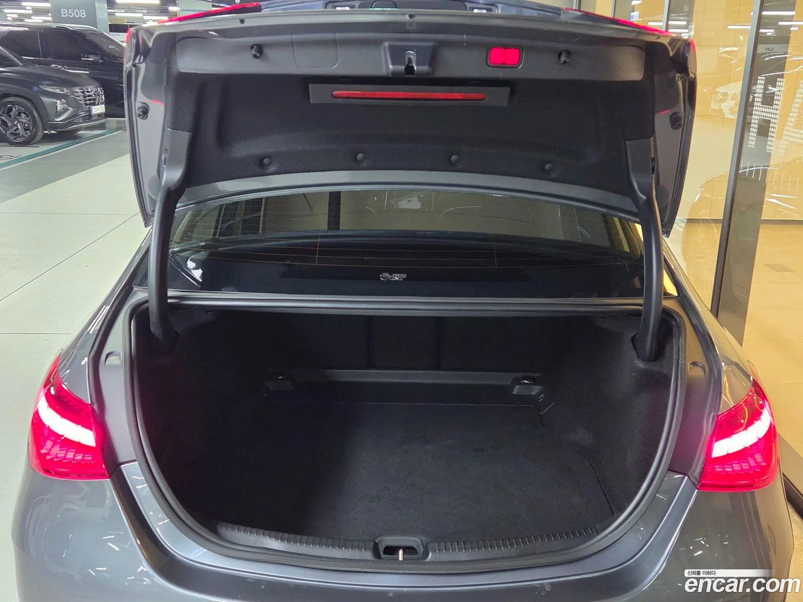 Mercedes-Benz C-Class W206 2022 — 13