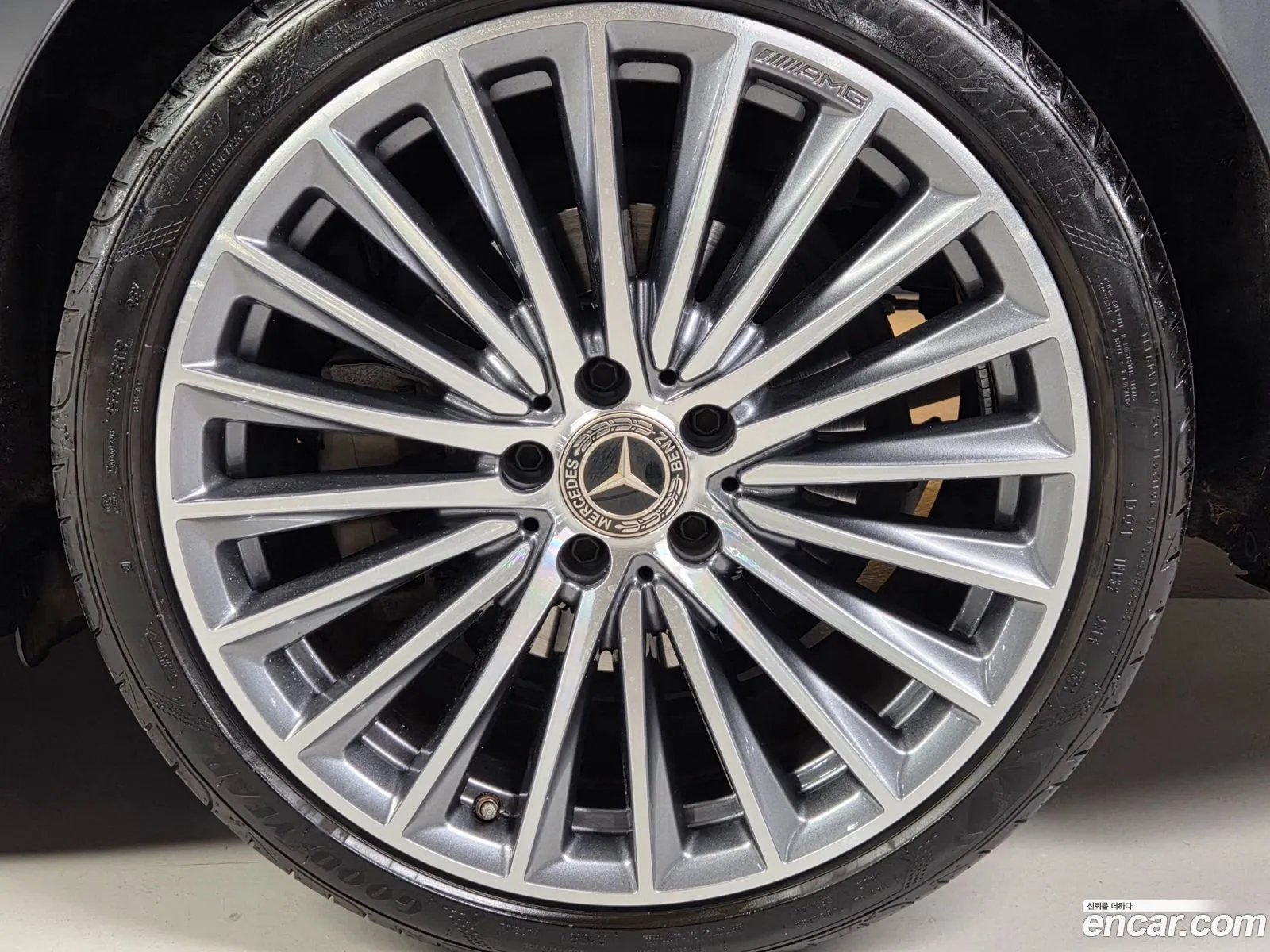 Mercedes-Benz C-Class W206 2022 — 11