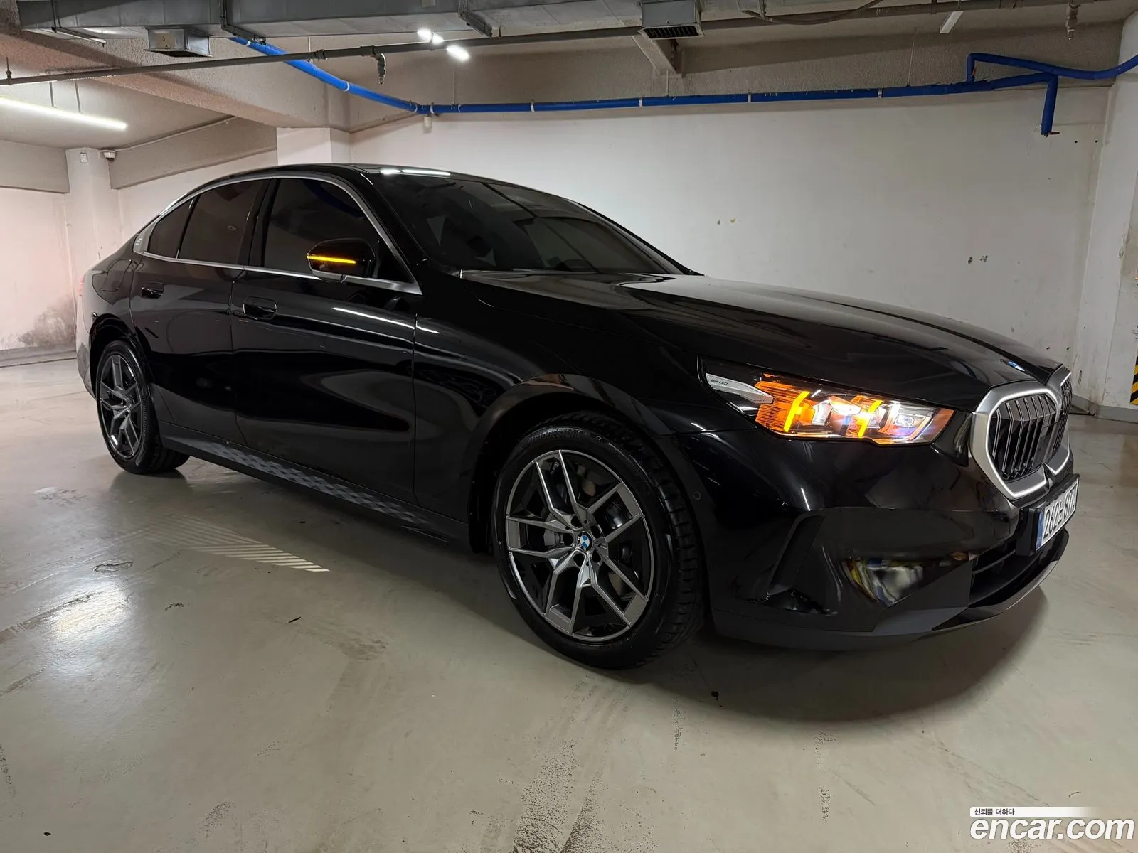 BMW 5 Series 2025 — 9