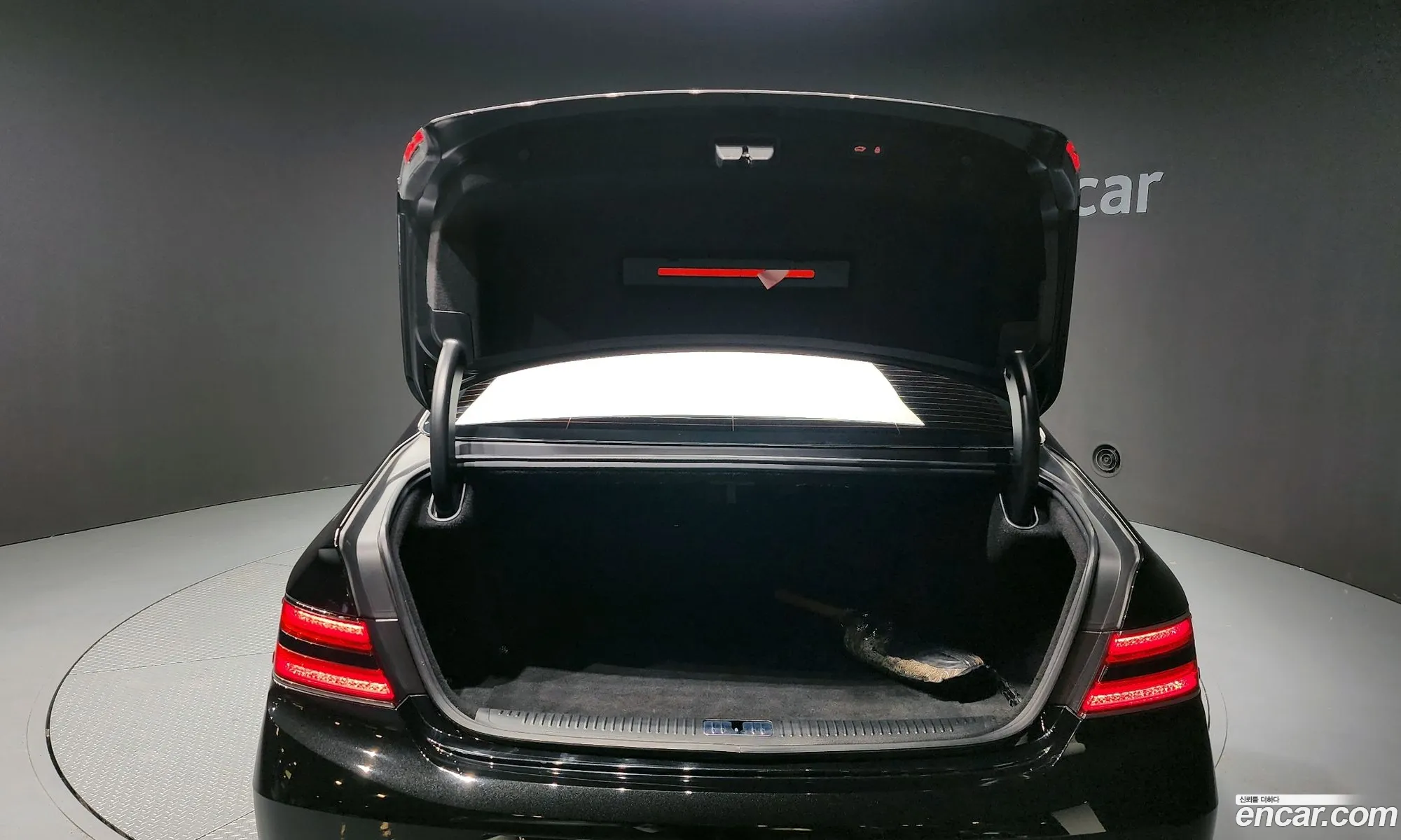 Genesis G90 2020 — 10