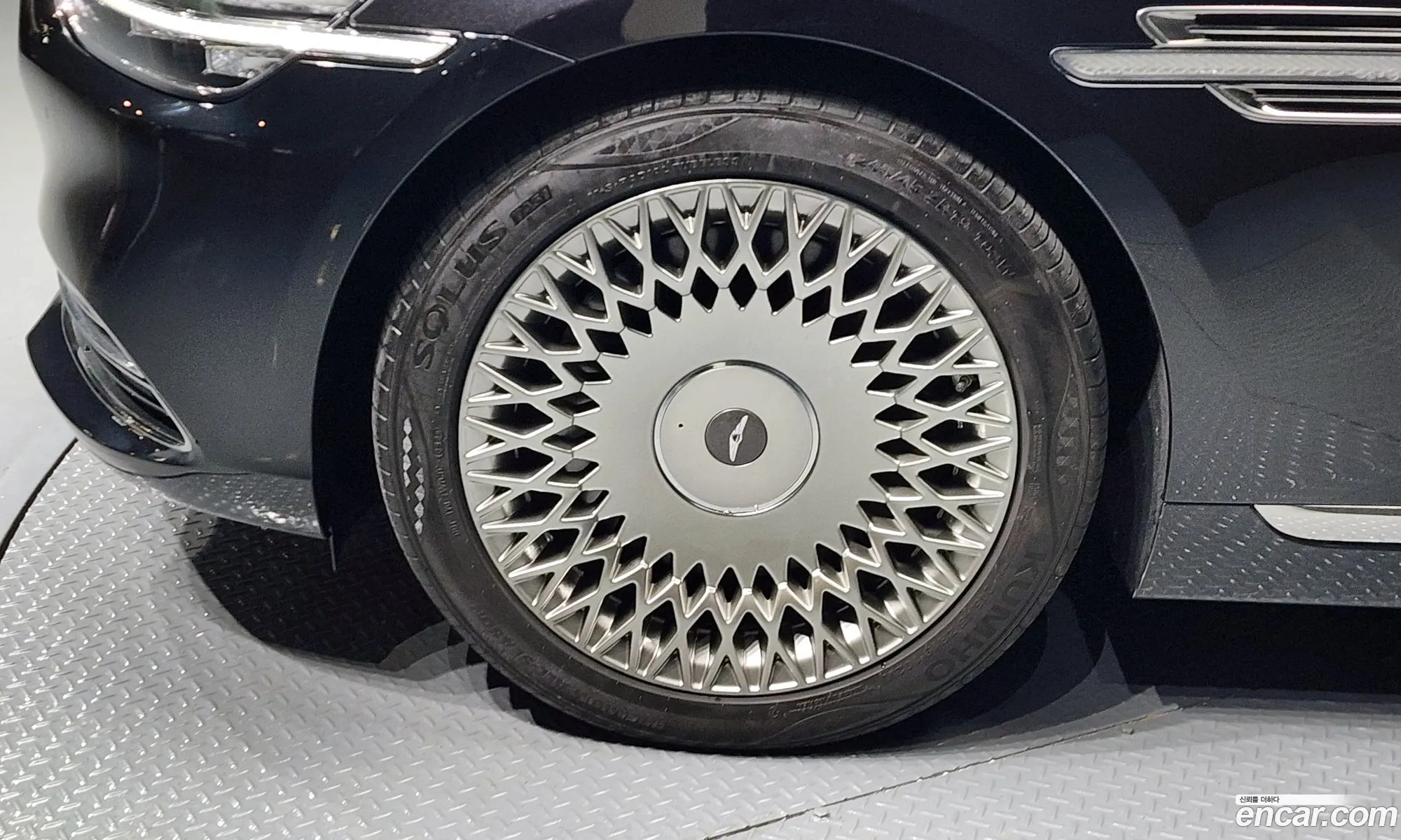 Genesis G90 2020 — 12