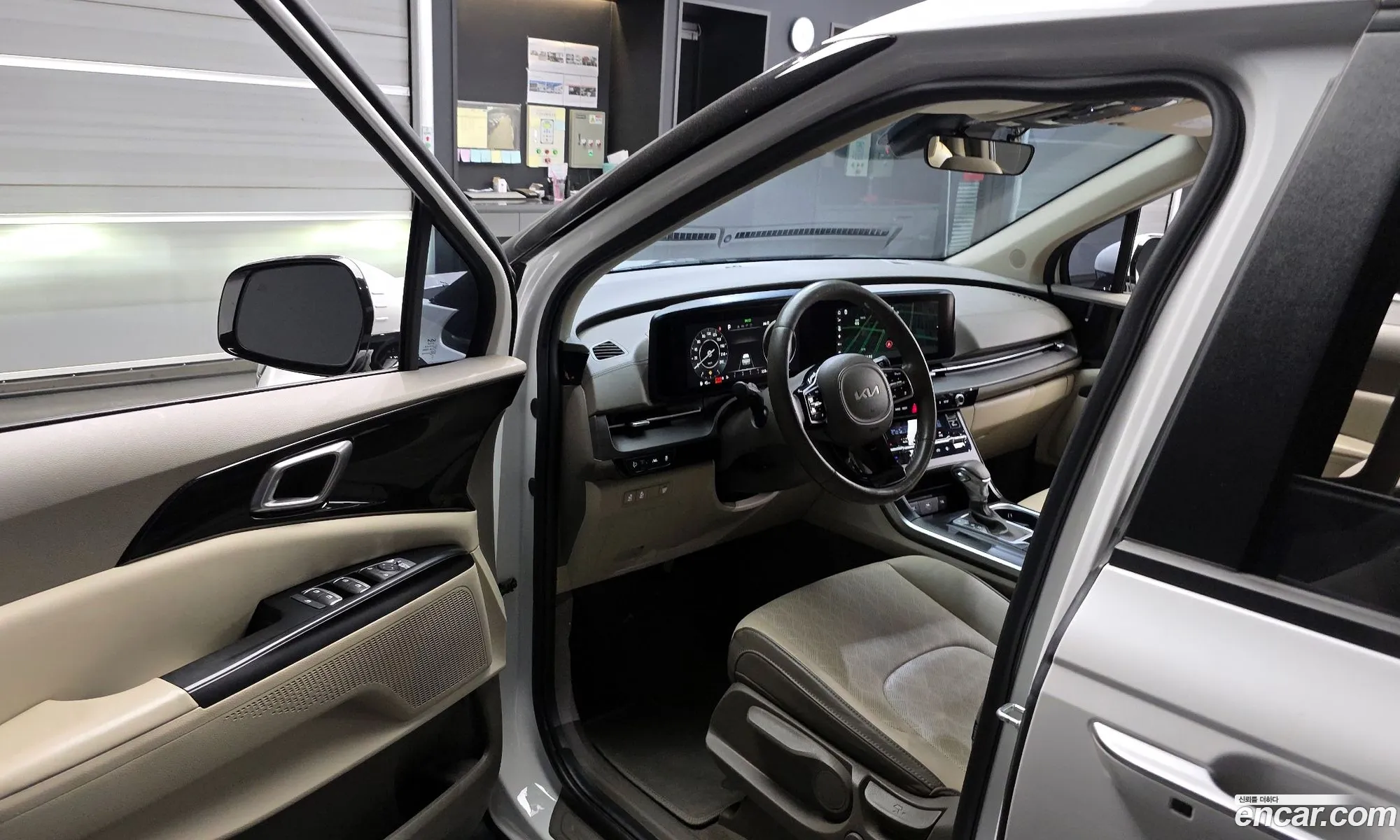 Kia Carnival 2021 KNANB81BBNS157352 — 10