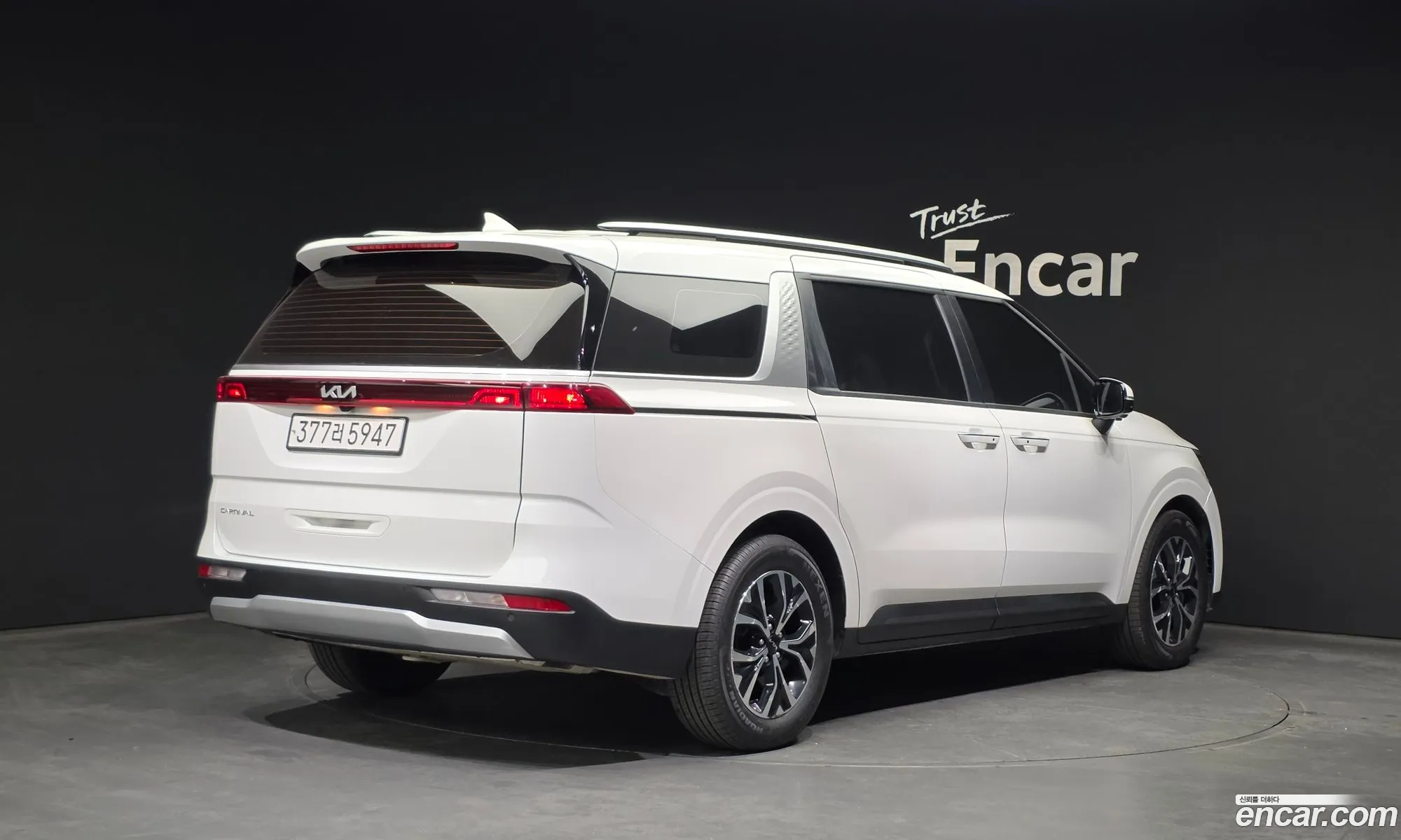 Kia Carnival 2021 KNANB81BBNS157352 — 7